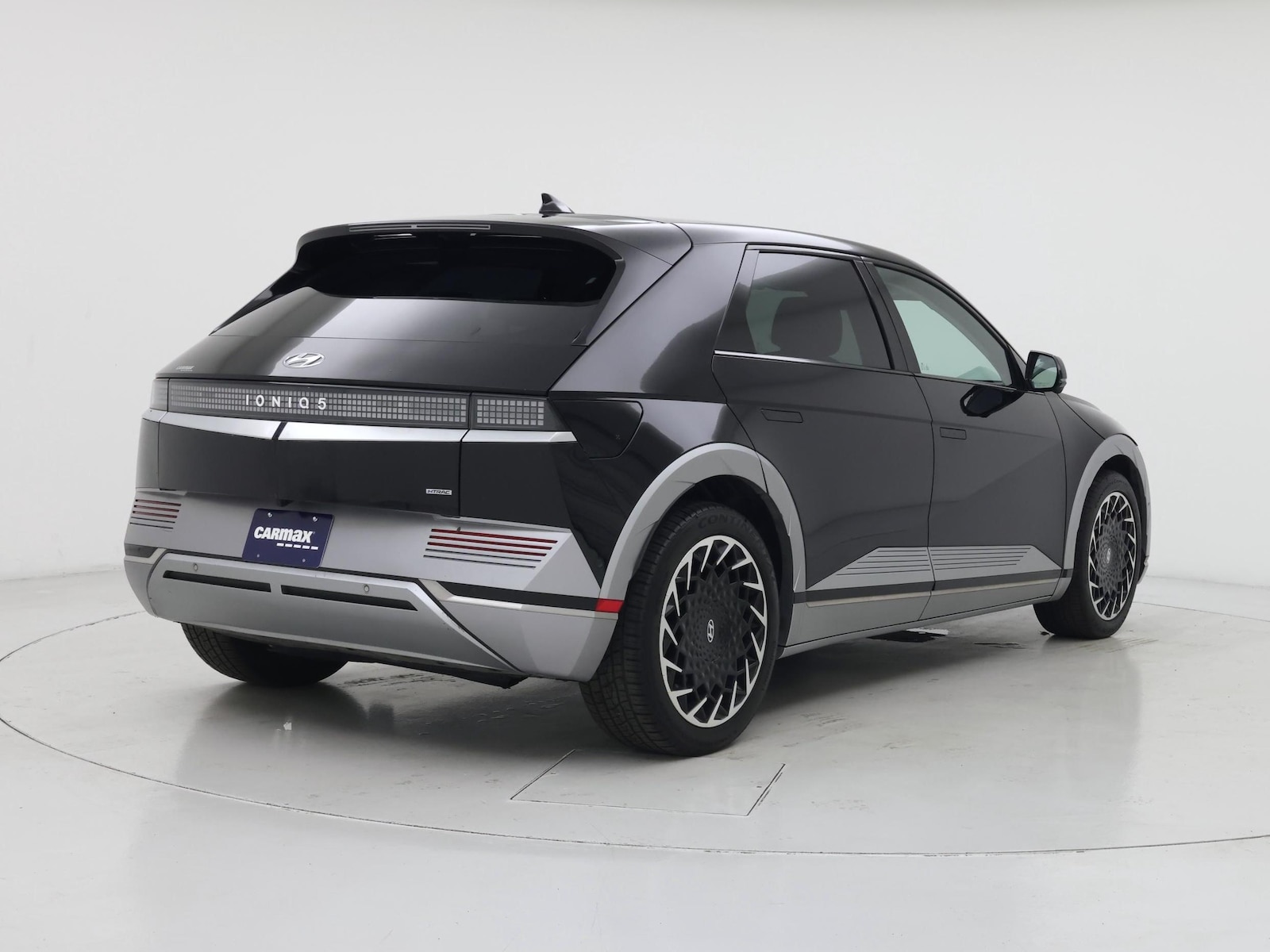 2023 Hyundai IONIQ 5 Limited - Photo 9