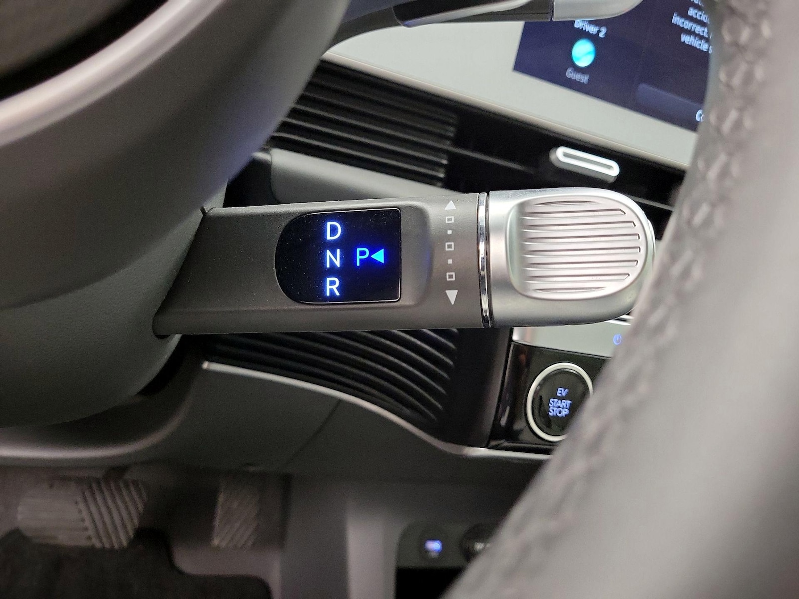 2024 Hyundai IONIQ 5 Limited - Photo 19