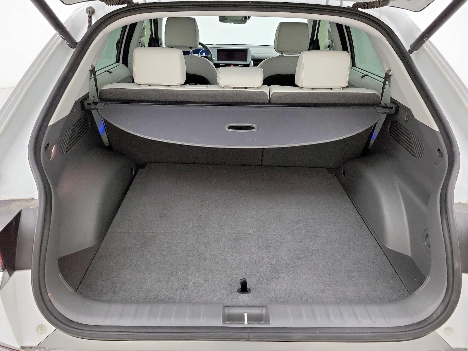 2024 Hyundai IONIQ 5 Limited - Photo 23