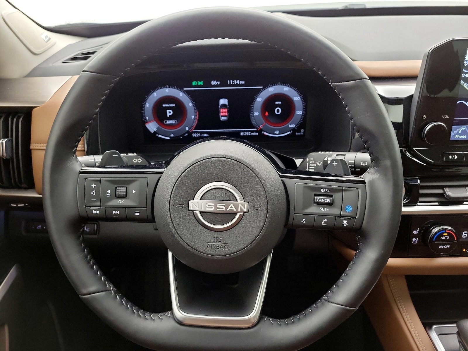 2023 Nissan Pathfinder Platinum - Photo 11