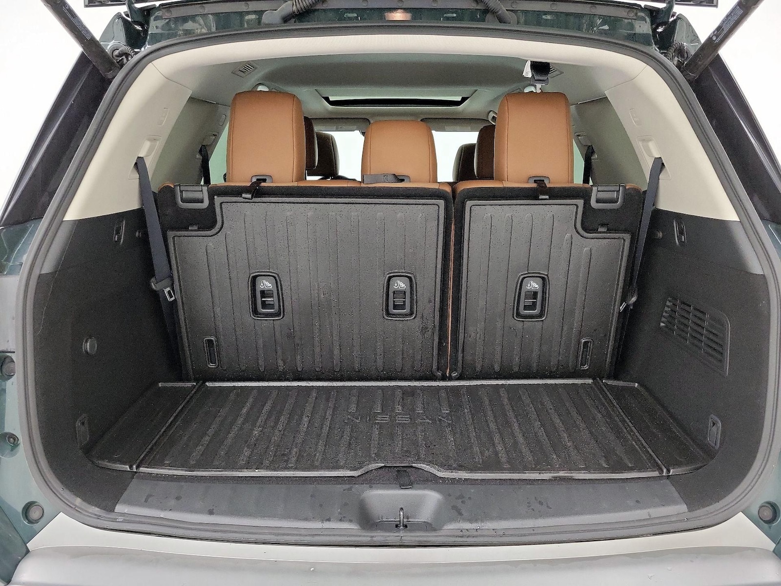 2023 Nissan Pathfinder Platinum - Photo 24