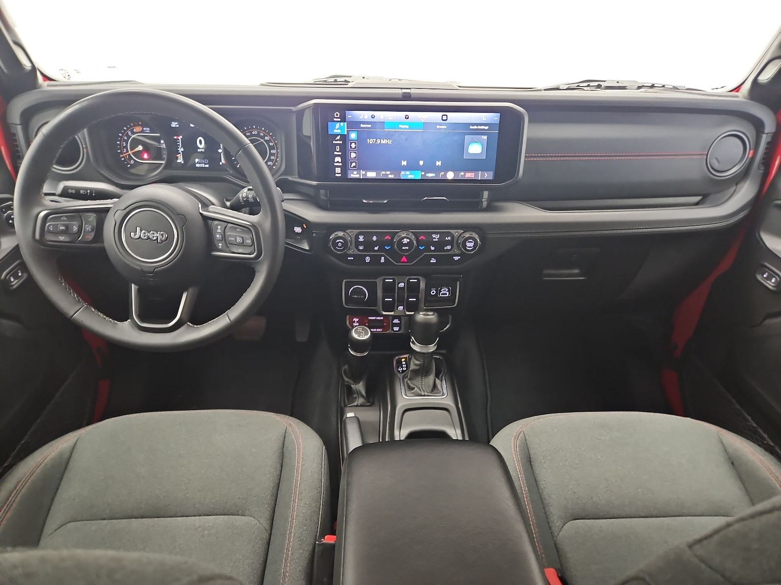 Apple CarPlay® & Android Auto™