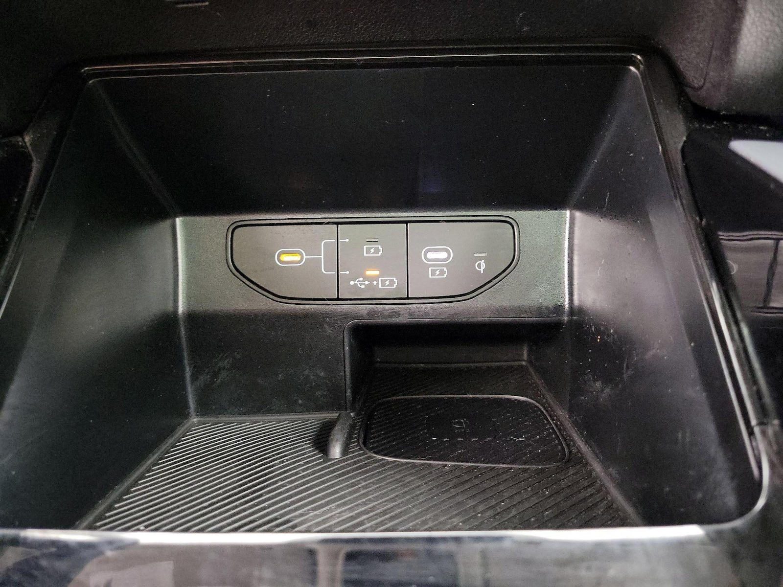 2024 Kia Sorento X-Line SX - Photo 20