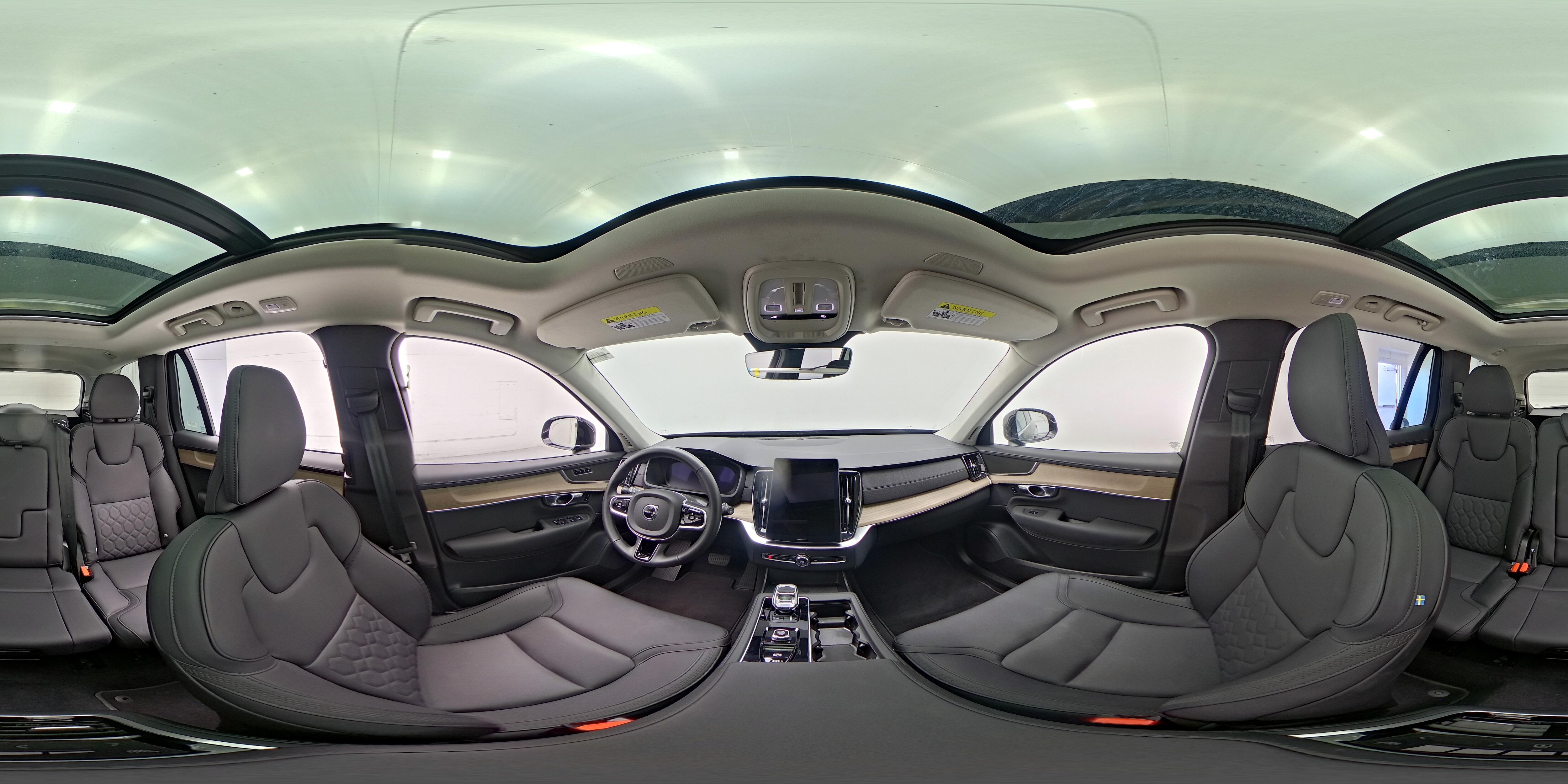 2025 Volvo XC90 Plus - Photo 28