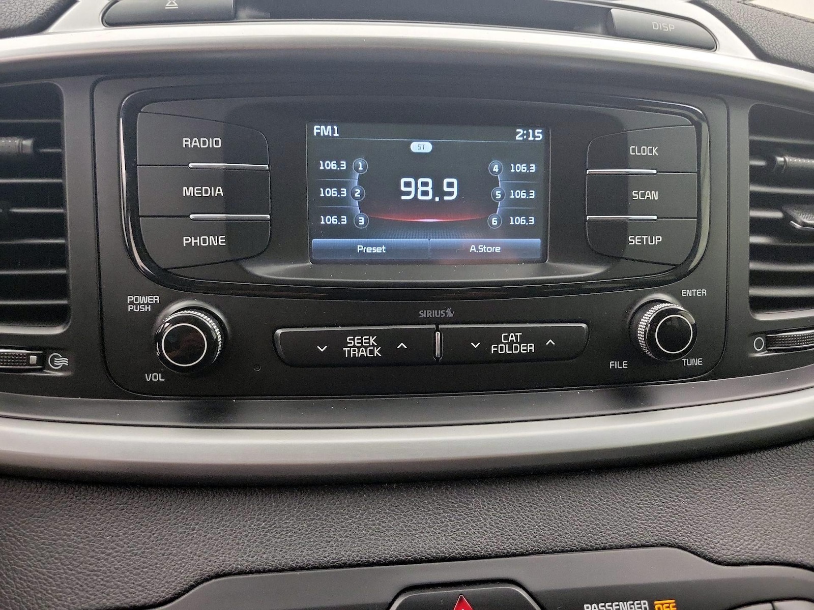 2017 Kia Sorento LX - Photo 16