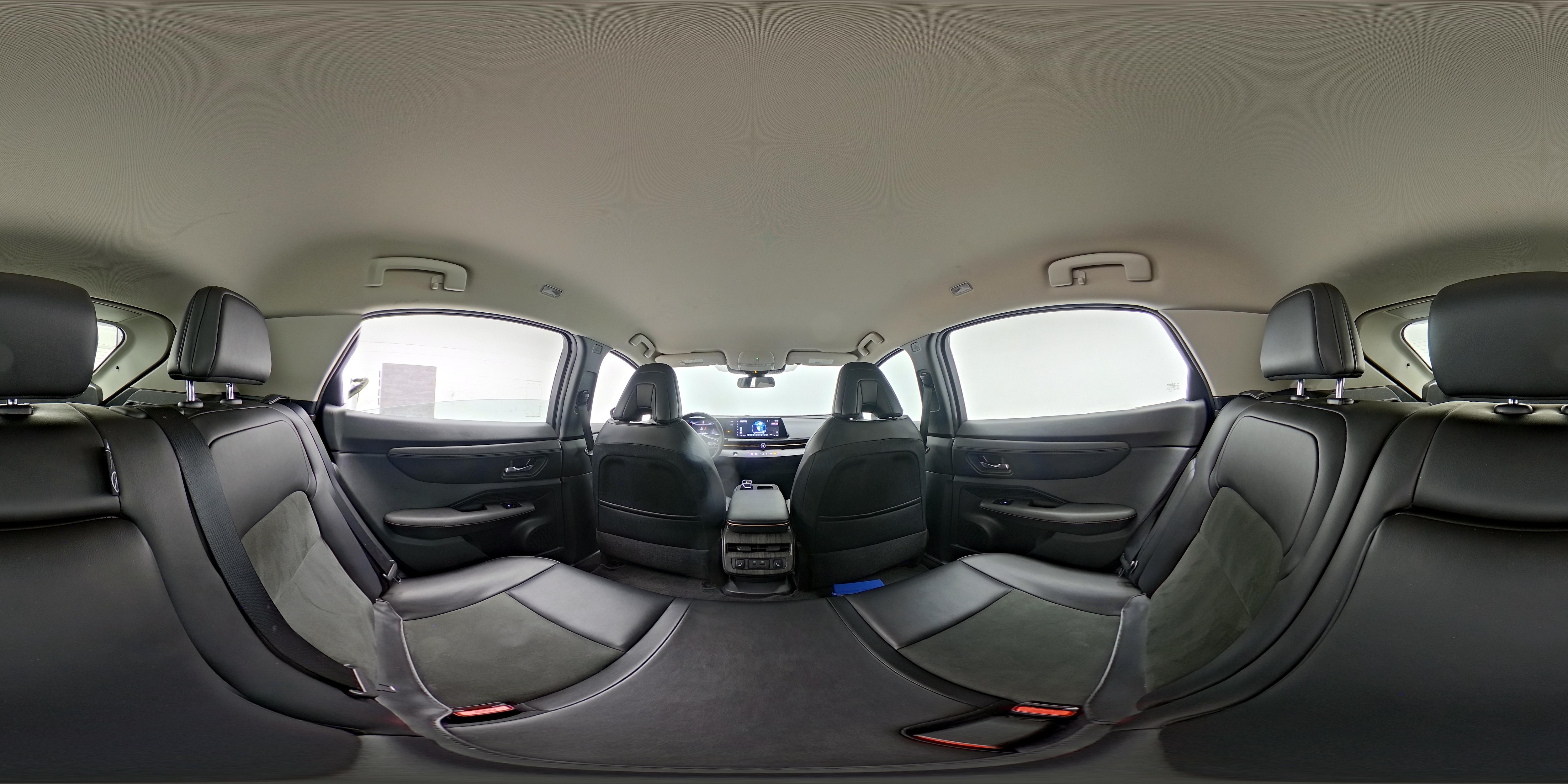 2024 Nissan ARIYA Engage - Photo 27