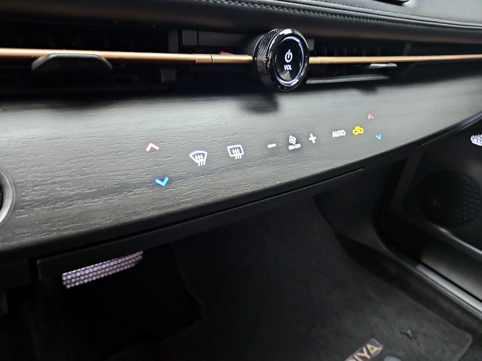 2024 Nissan ARIYA Engage - Photo 18