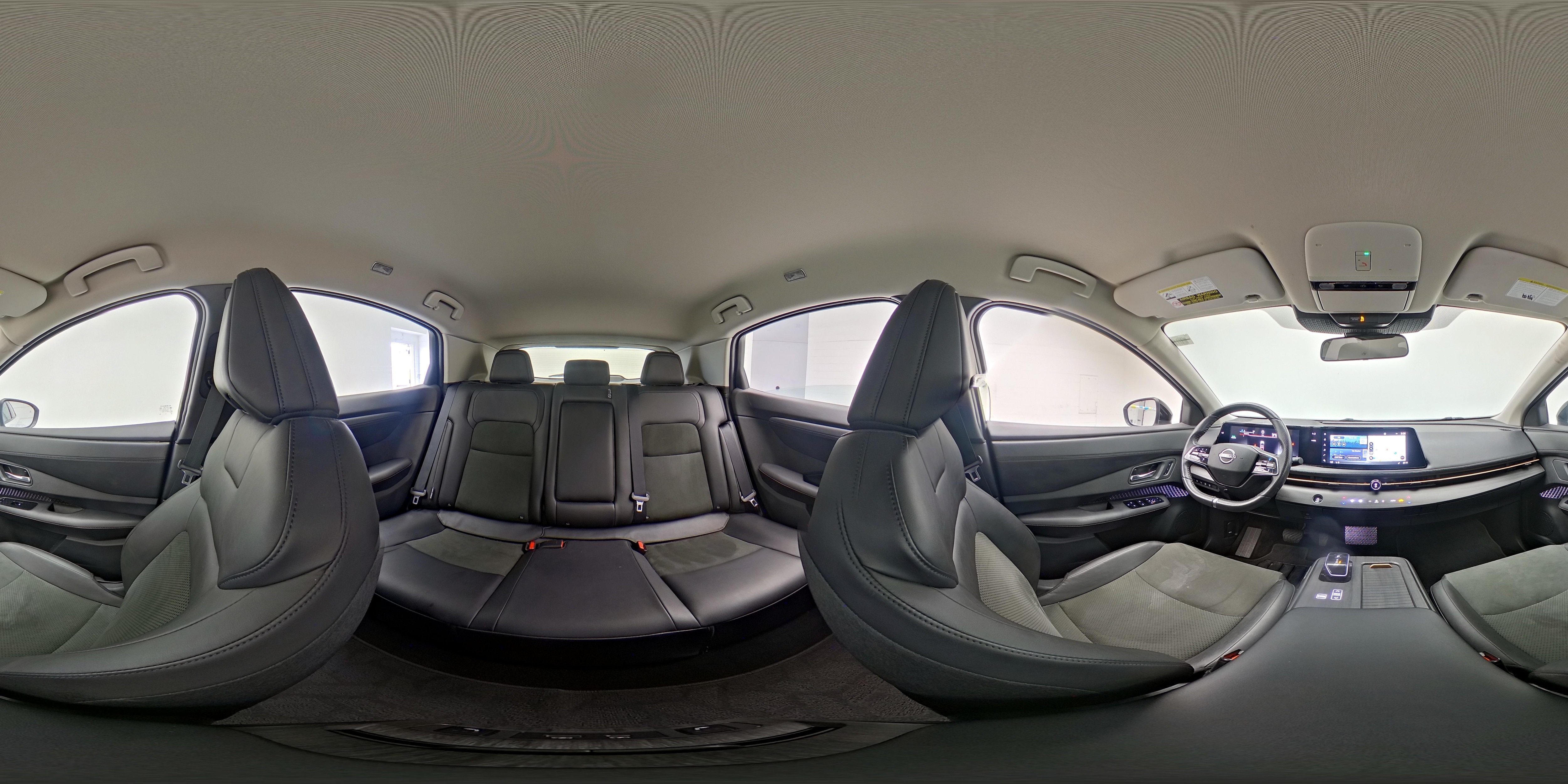 2024 Nissan ARIYA Engage+ - Photo 26