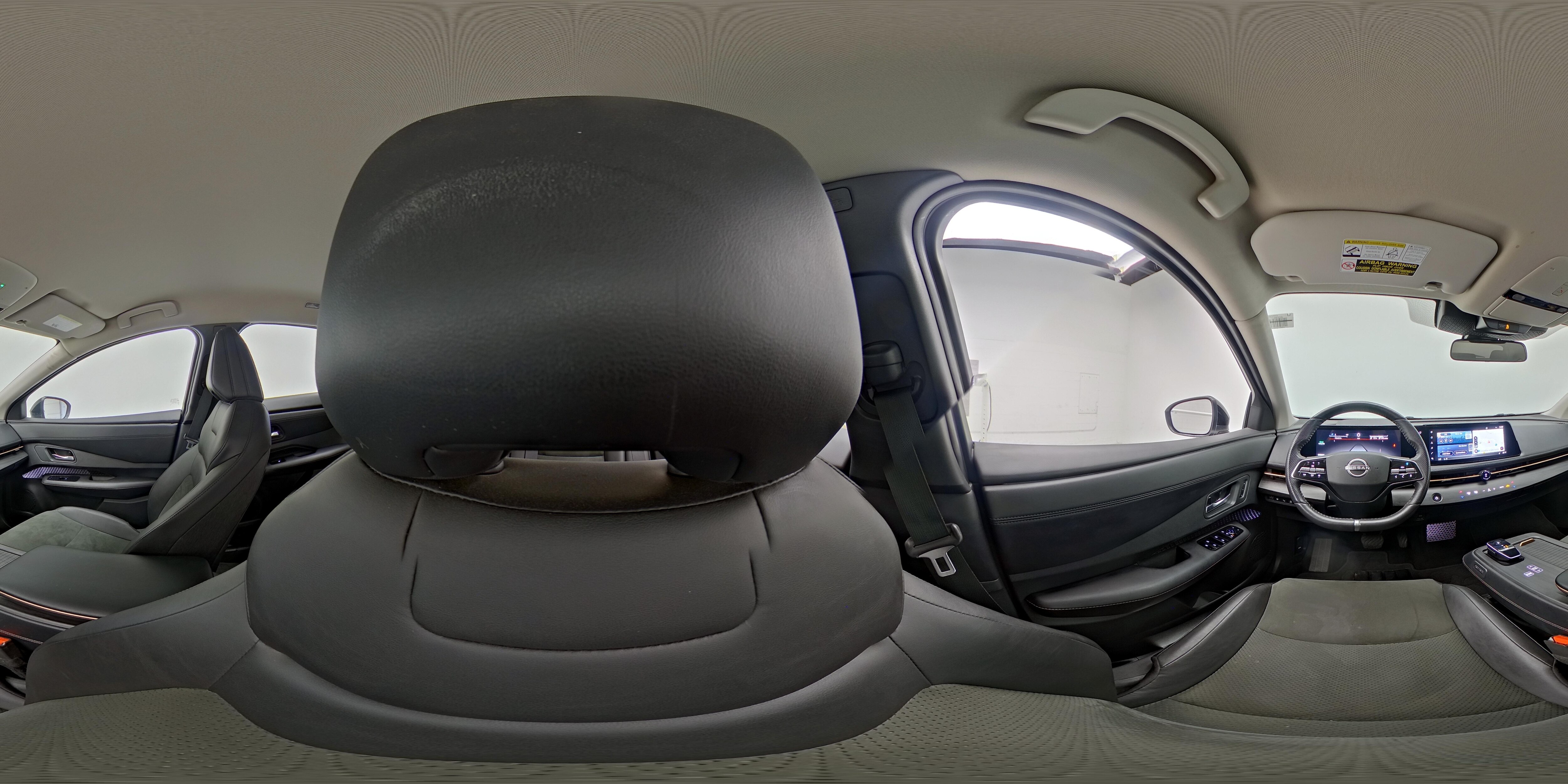 2024 Nissan ARIYA Engage+ - Photo 28
