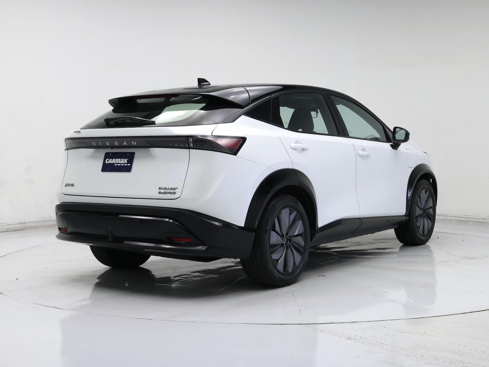 2024 Nissan ARIYA Engage+ - Photo 9