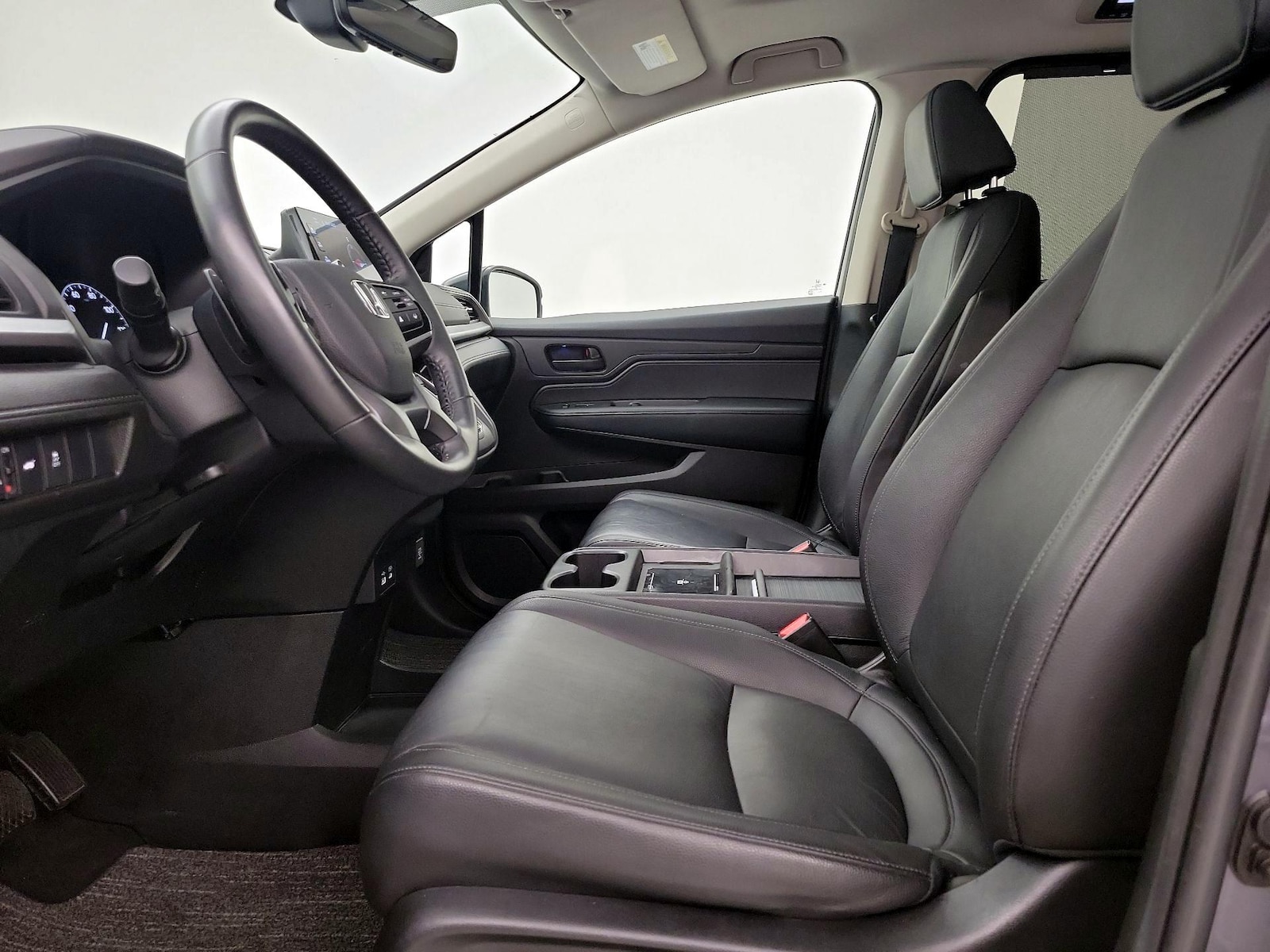 2025 Honda Odyssey EX-L - Photo 12