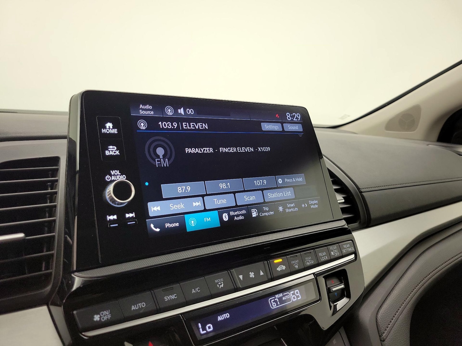 2025 Honda Odyssey EX-L - Photo 16