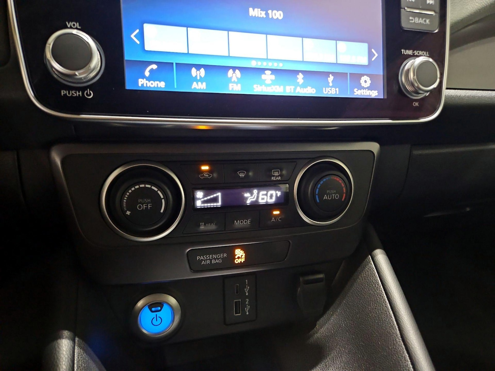 2025 Nissan Leaf S - Photo 17