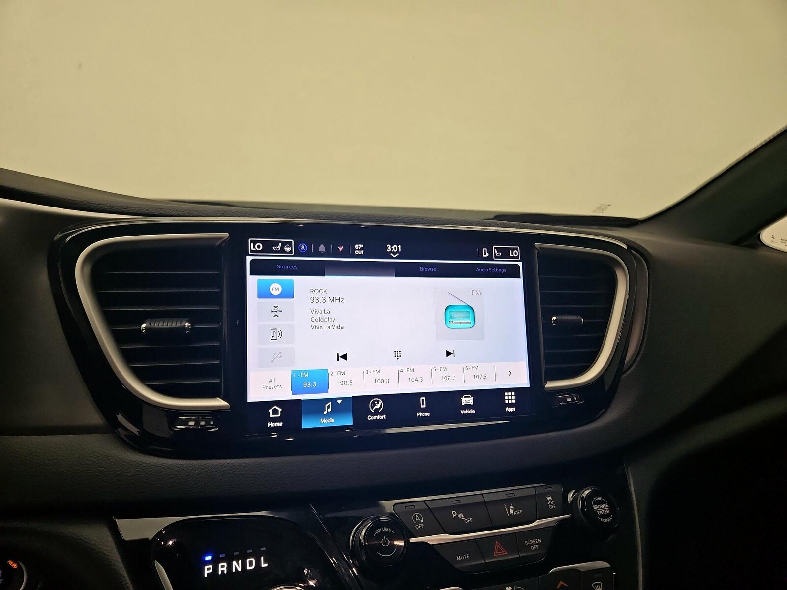 2025 Chrysler Pacifica Select - Photo 16