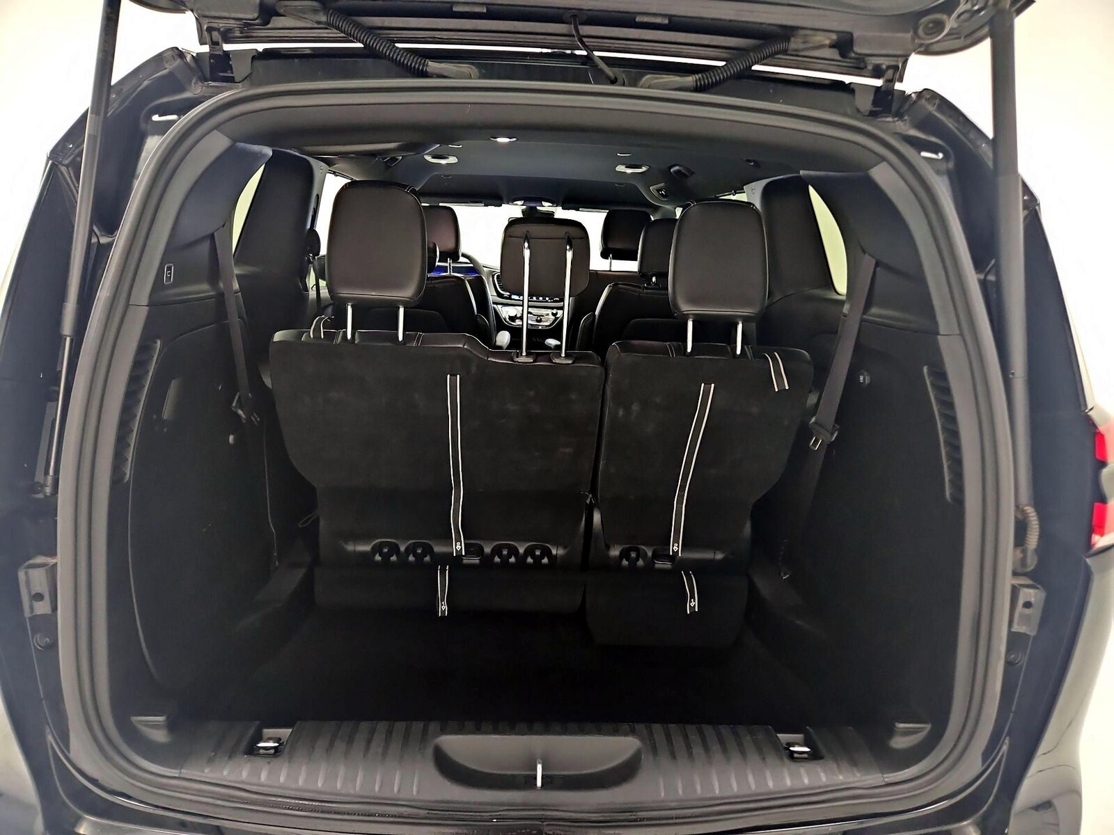 2025 Chrysler Pacifica Select - Photo 22
