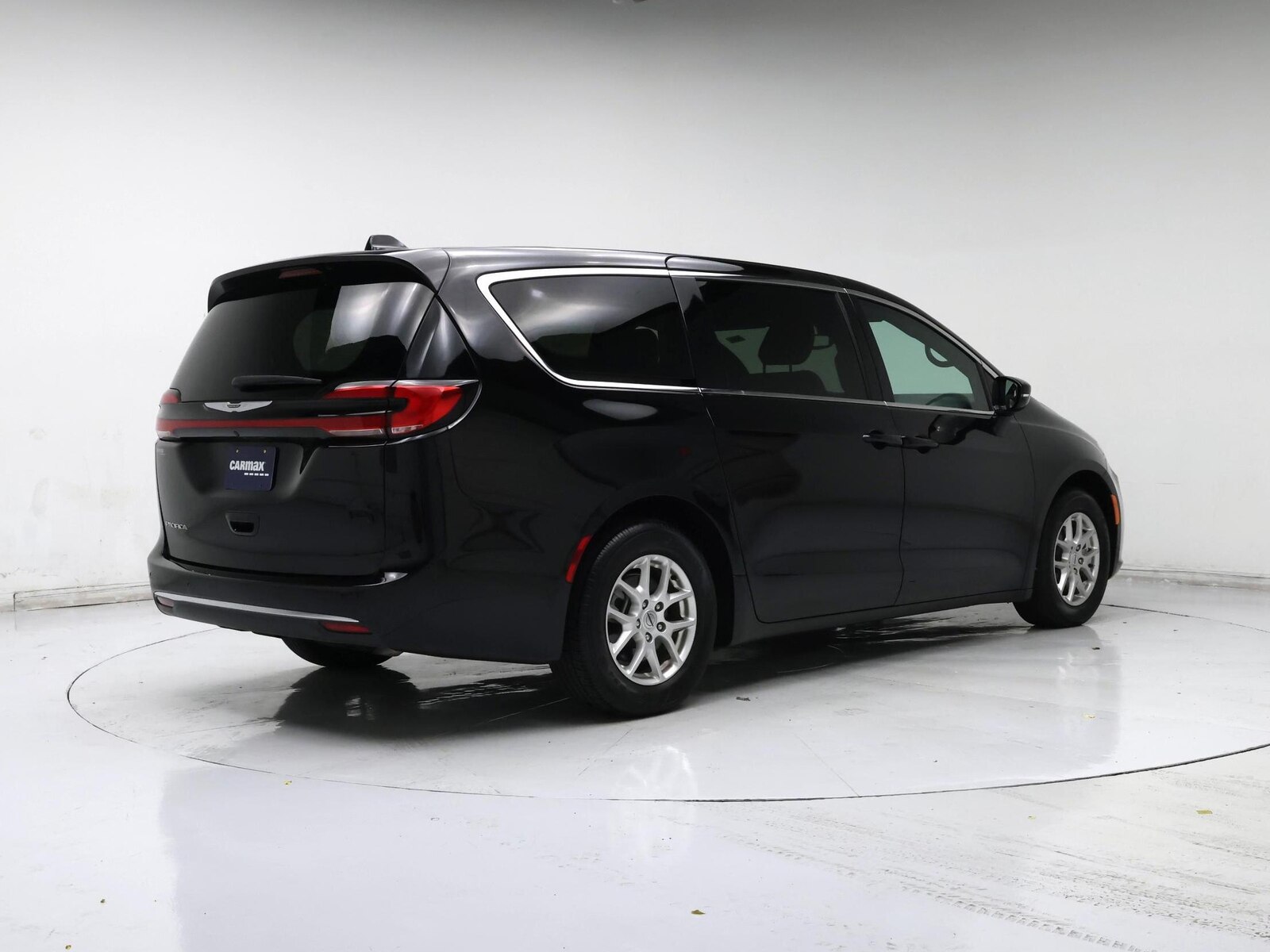 2025 Chrysler Pacifica Select - Photo 9