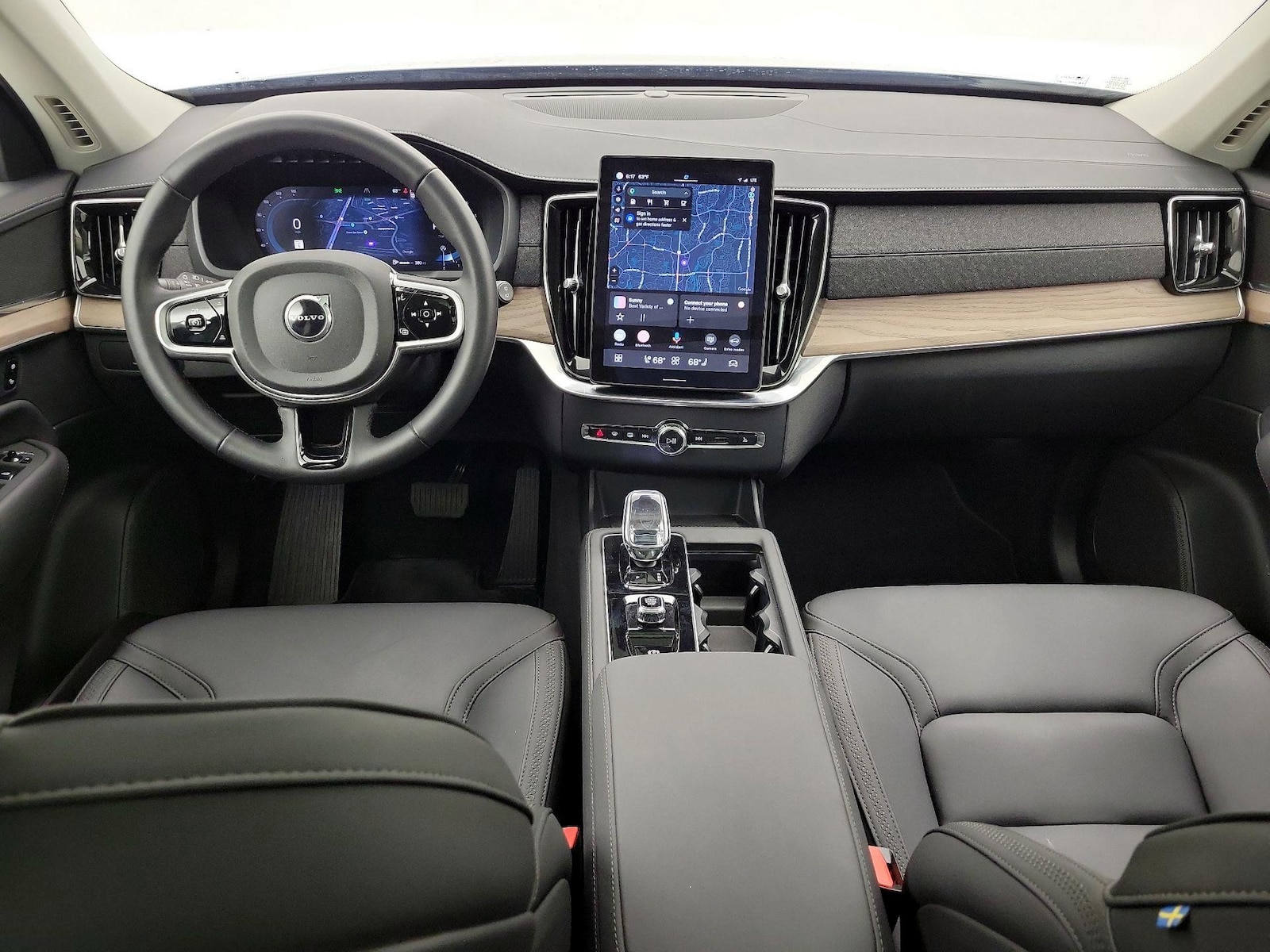 2025 Volvo XC90 Plus - Photo 10