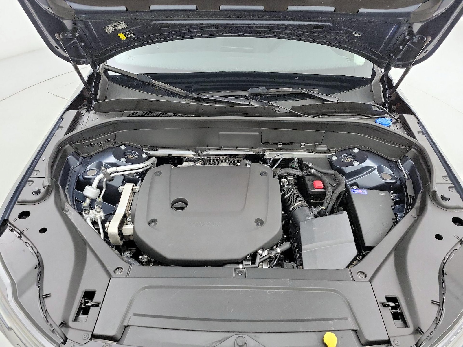 2025 Volvo XC90 Plus - Photo 26