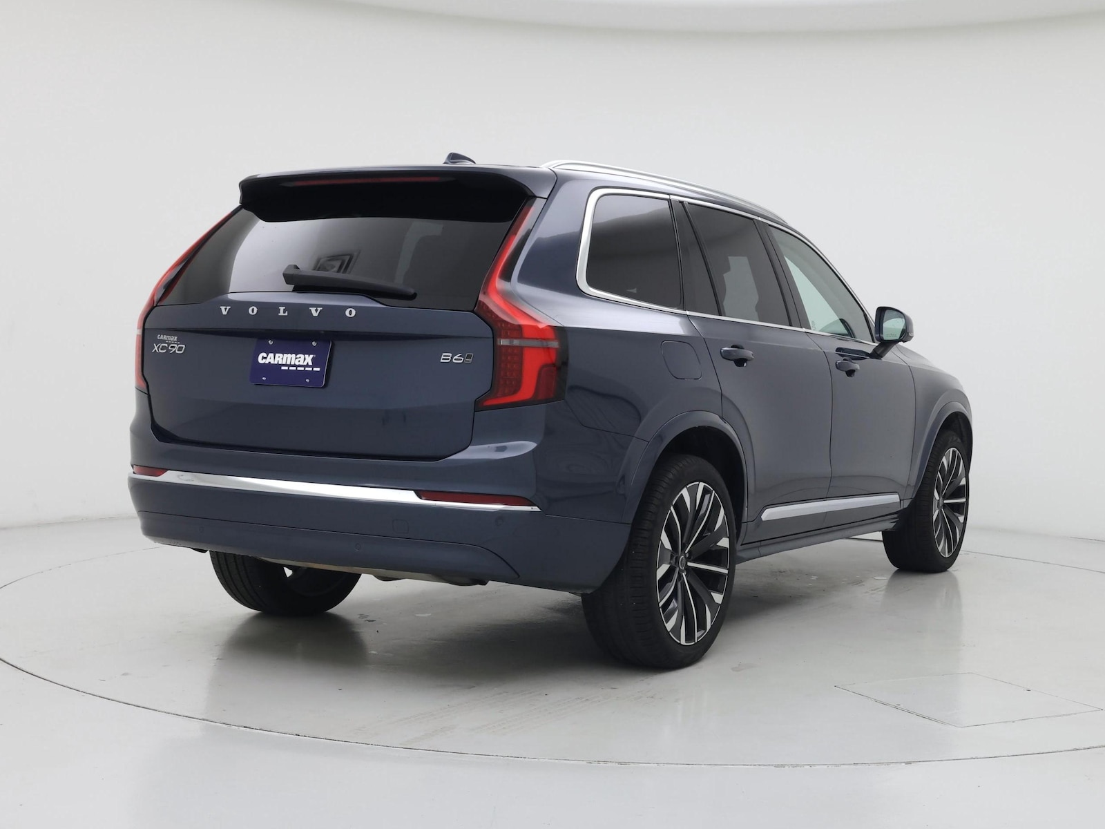 2025 Volvo XC90 Plus - Photo 9