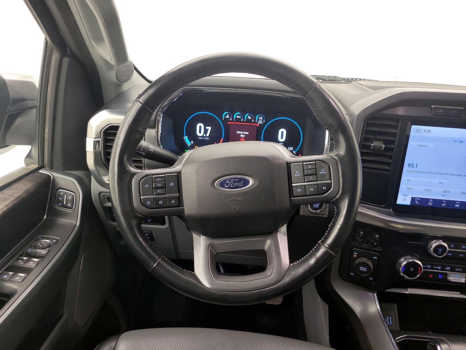 2023 Ford F-150 Lariat - Photo 11