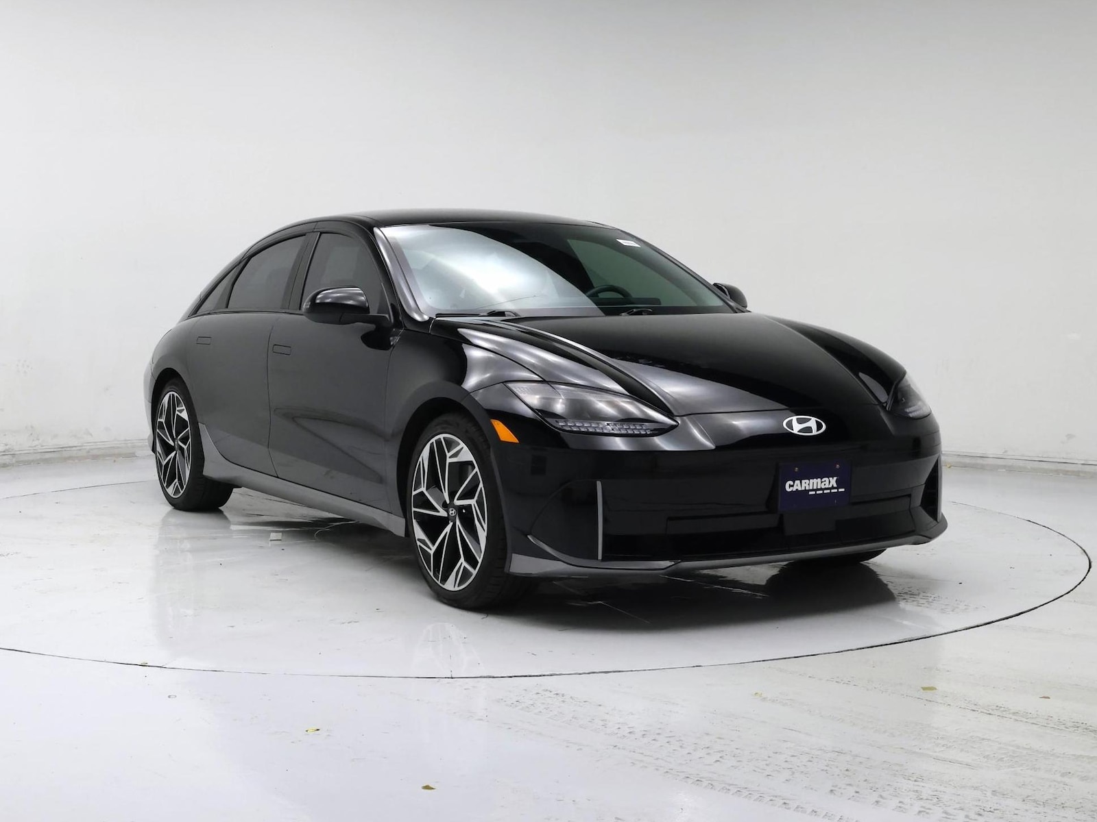 2023 Hyundai IONIQ 6 SEL - Photo 2