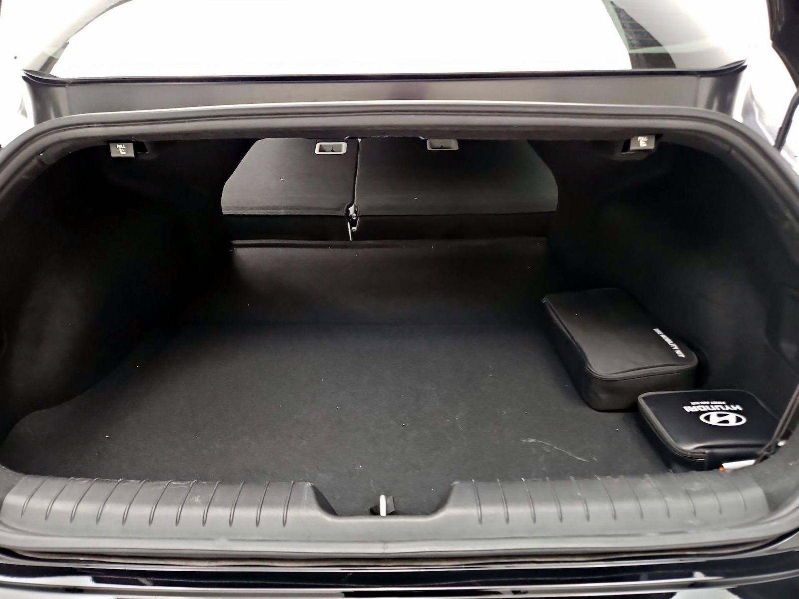 2023 Hyundai IONIQ 6 SEL - Photo 23