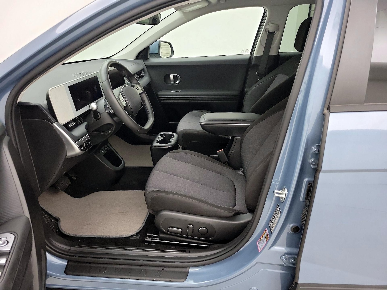 2024 Hyundai IONIQ 5 SEL - Photo 12