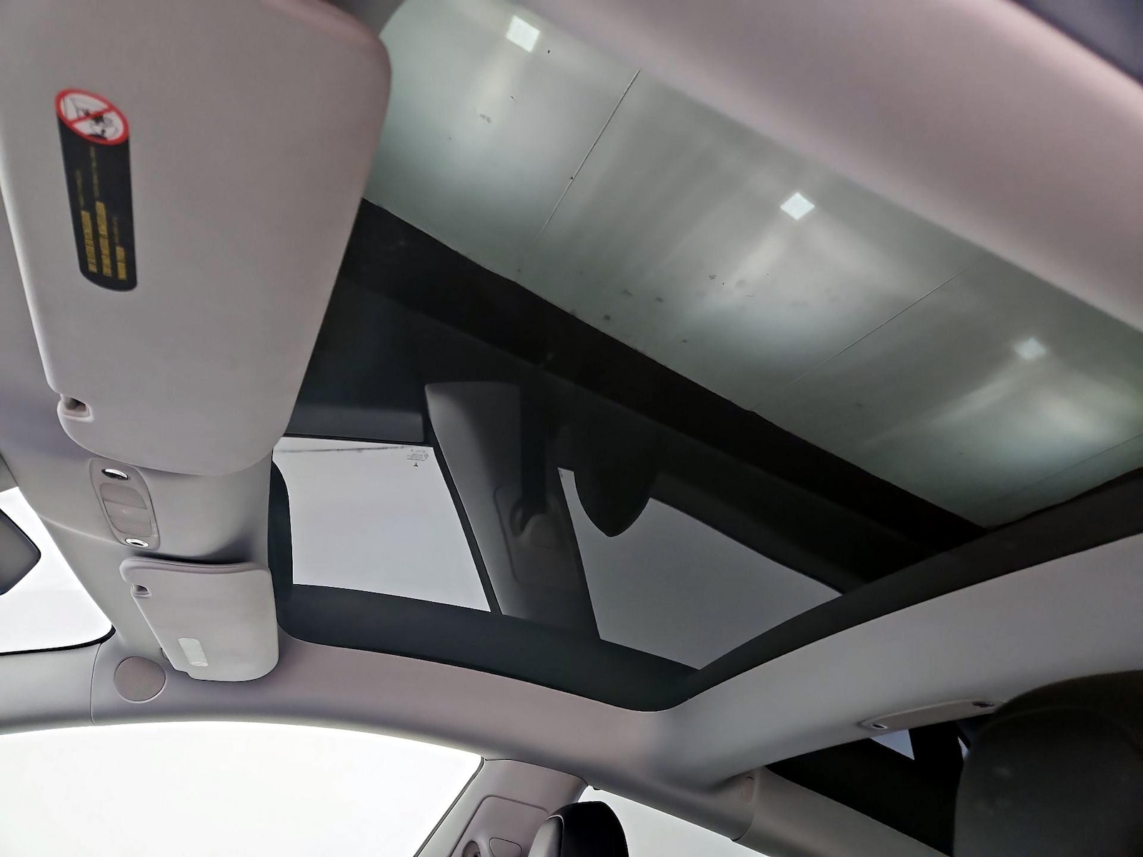 Skylight(s) & Overhead Airbags