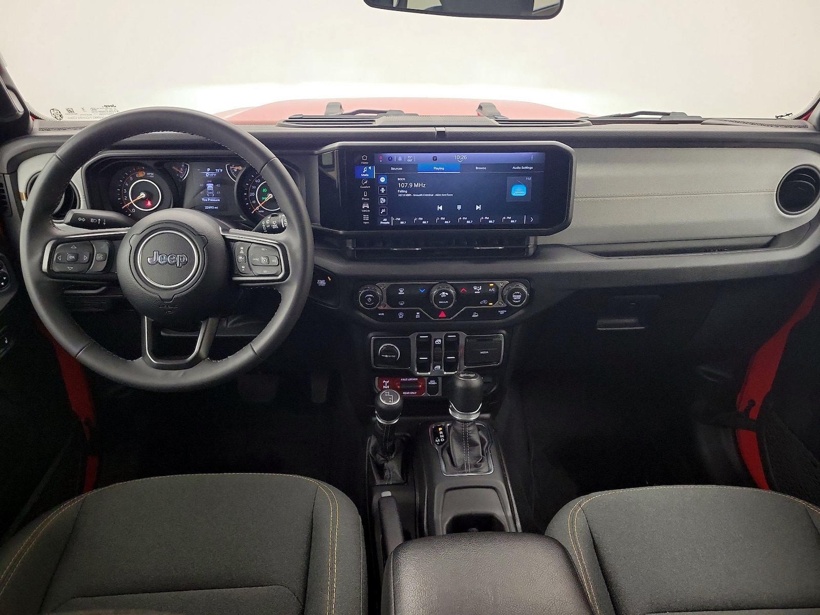 Apple CarPlay® & Android Auto™