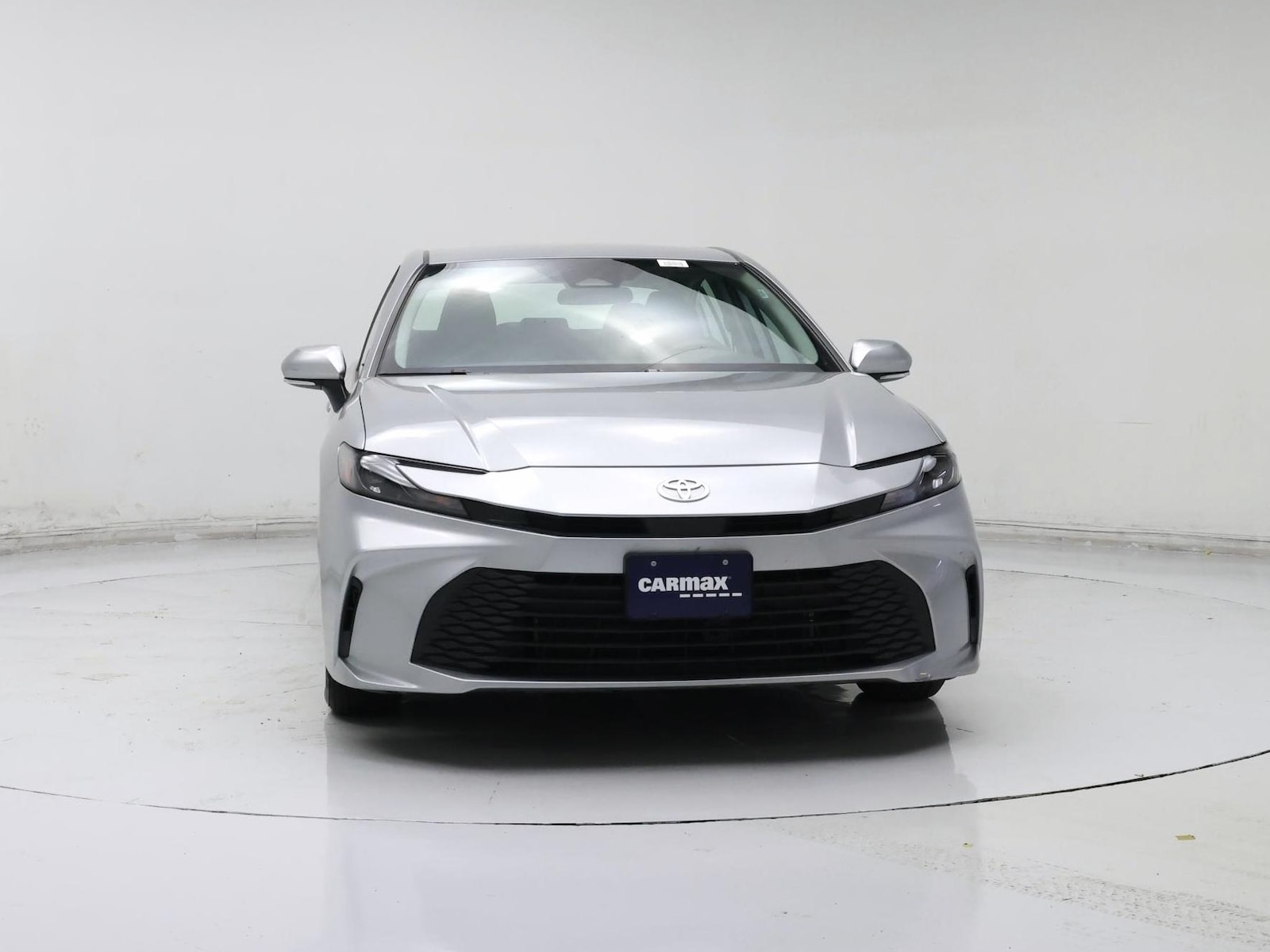2025 Toyota Camry LE - Photo 6