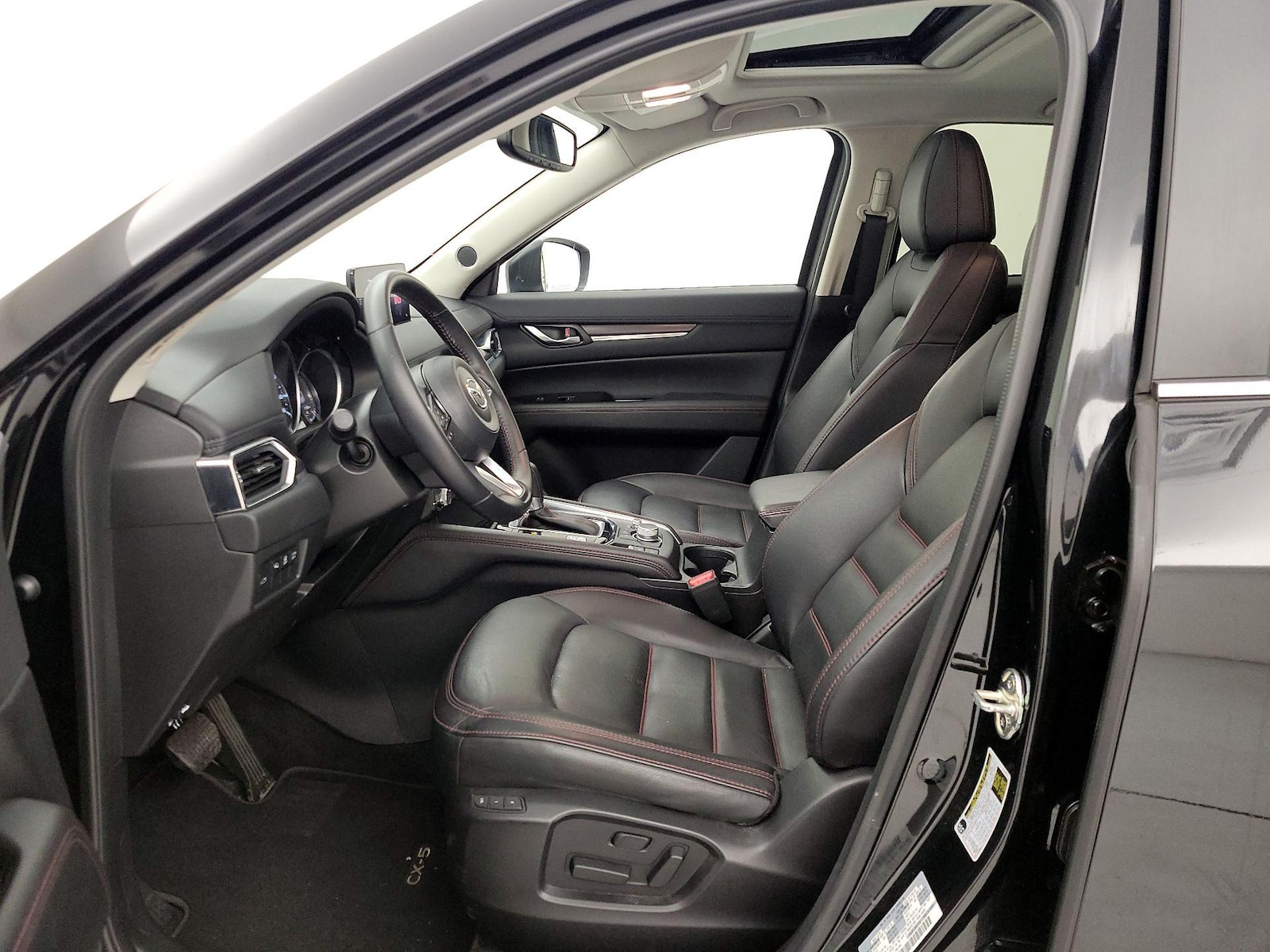 2025 Mazda CX-5 S Preferred package - Photo 12