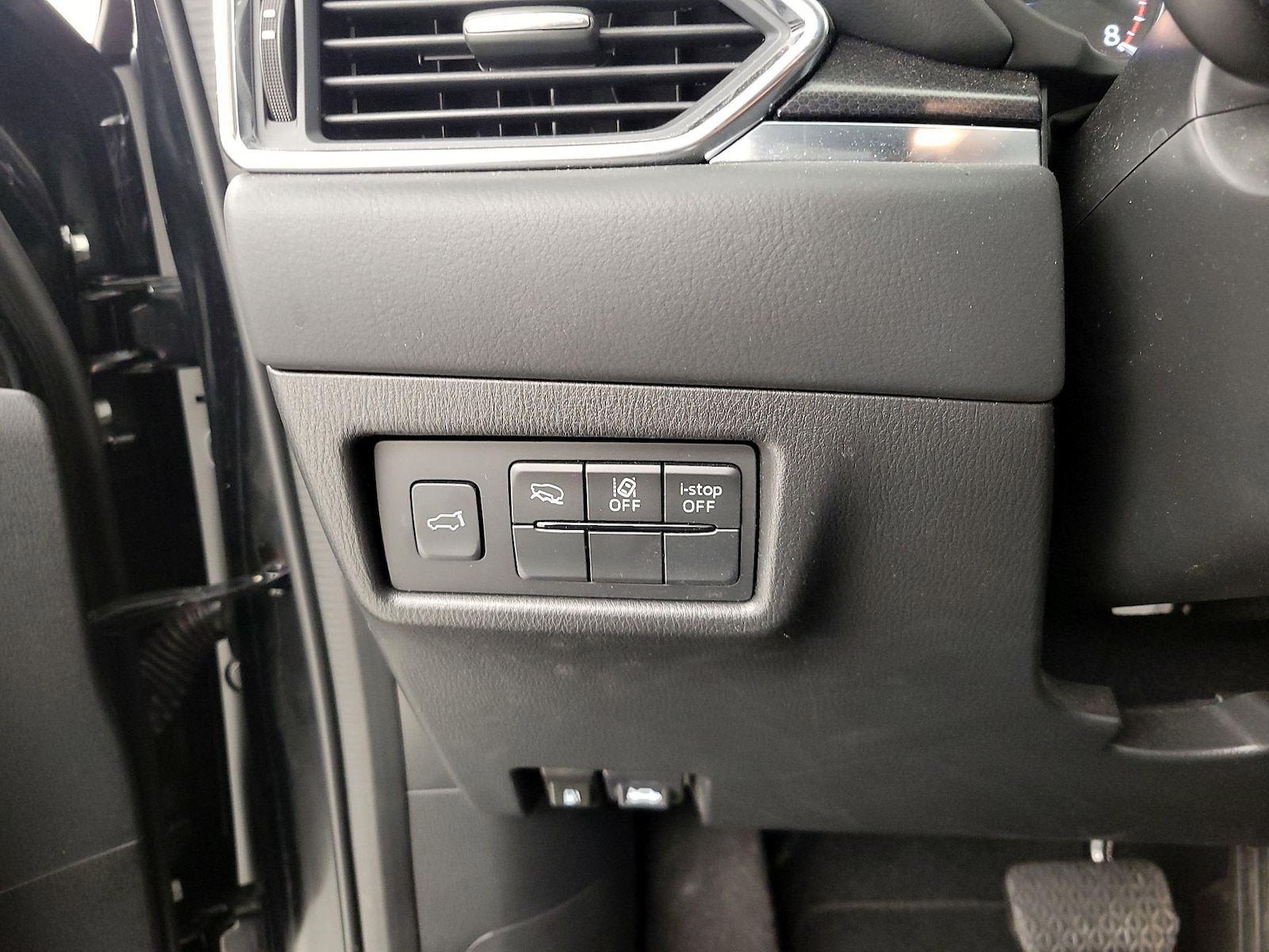 2025 Mazda CX-5 S Preferred package - Photo 14