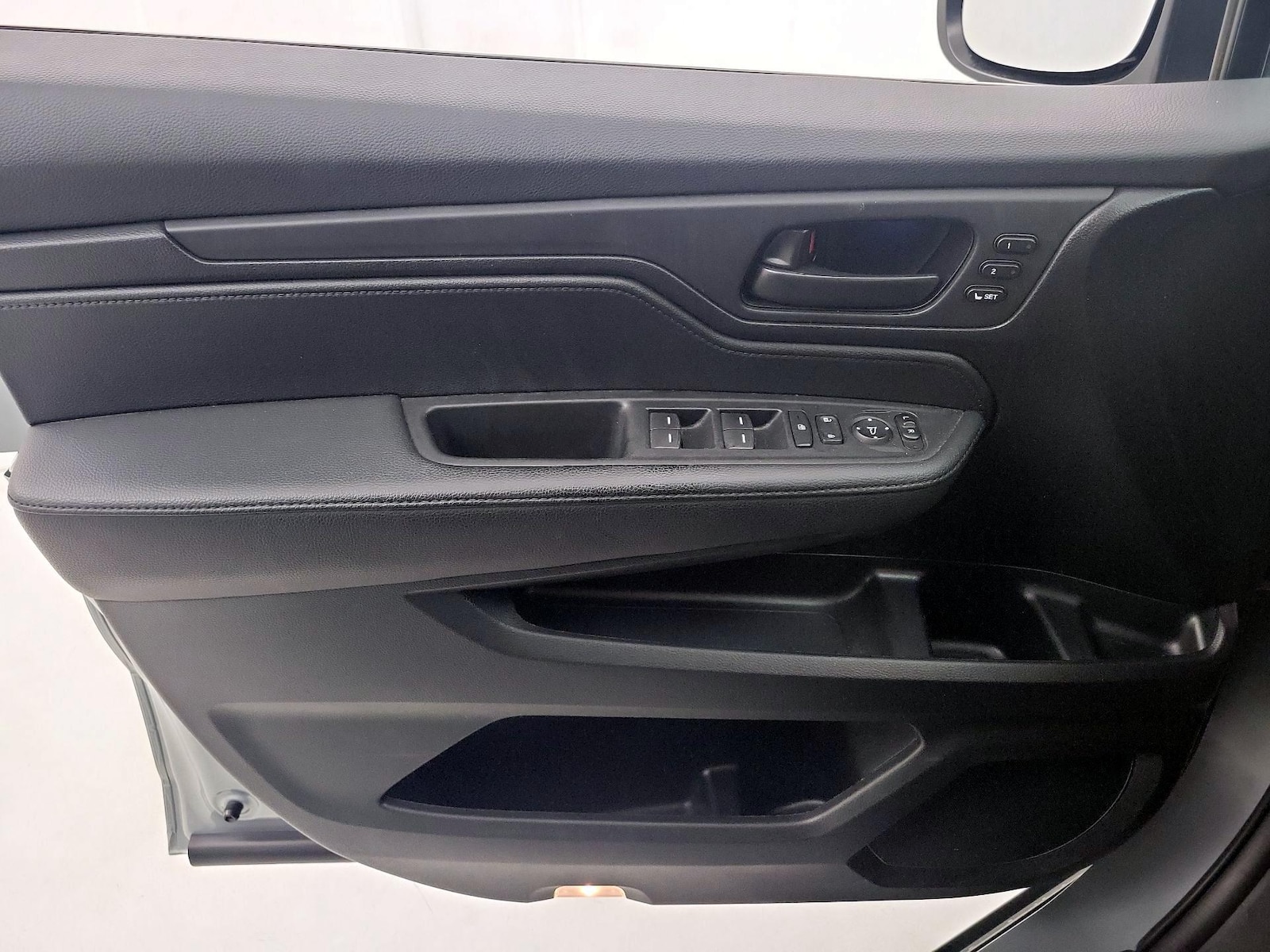 2025 Honda Odyssey EX-L - Photo 13