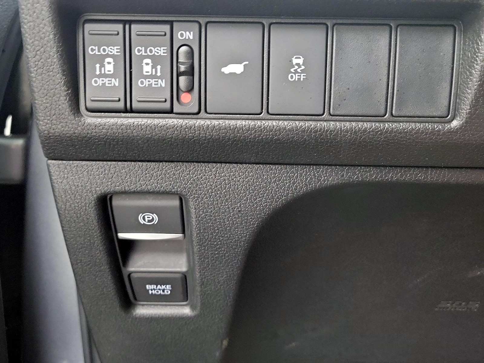 2025 Honda Odyssey EX-L - Photo 14