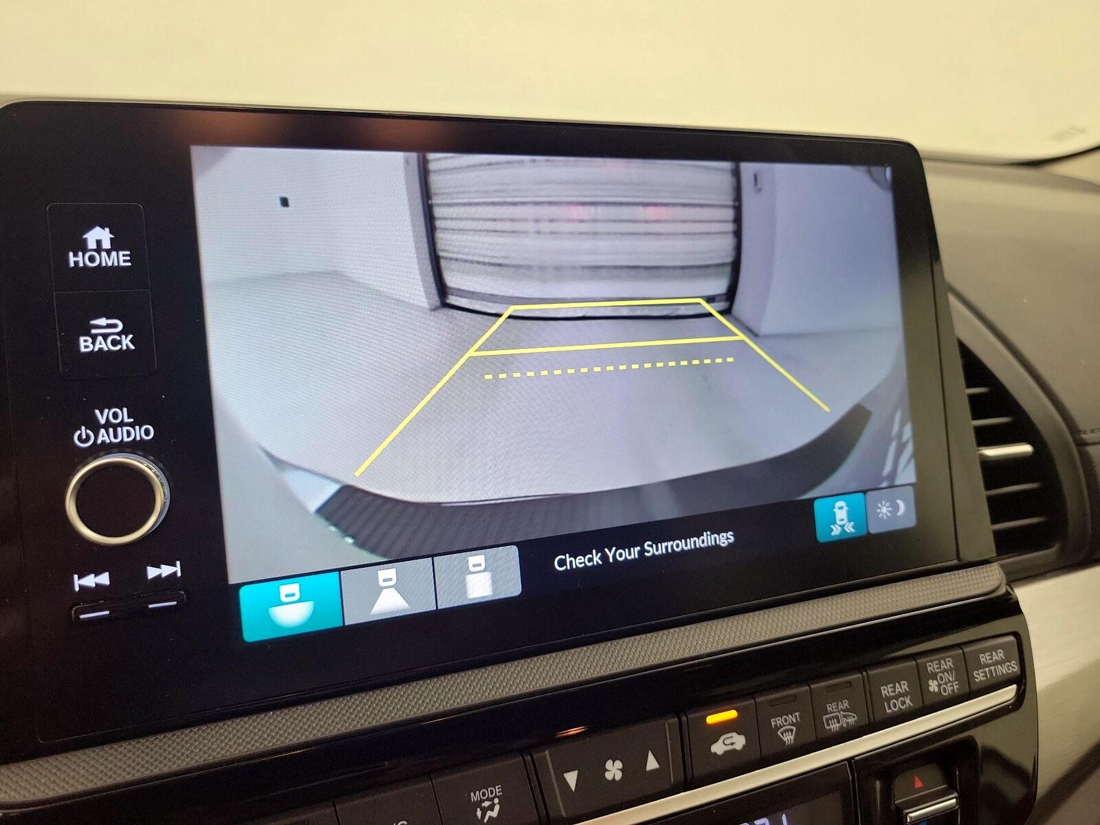 2025 Honda Odyssey EX-L - Photo 15