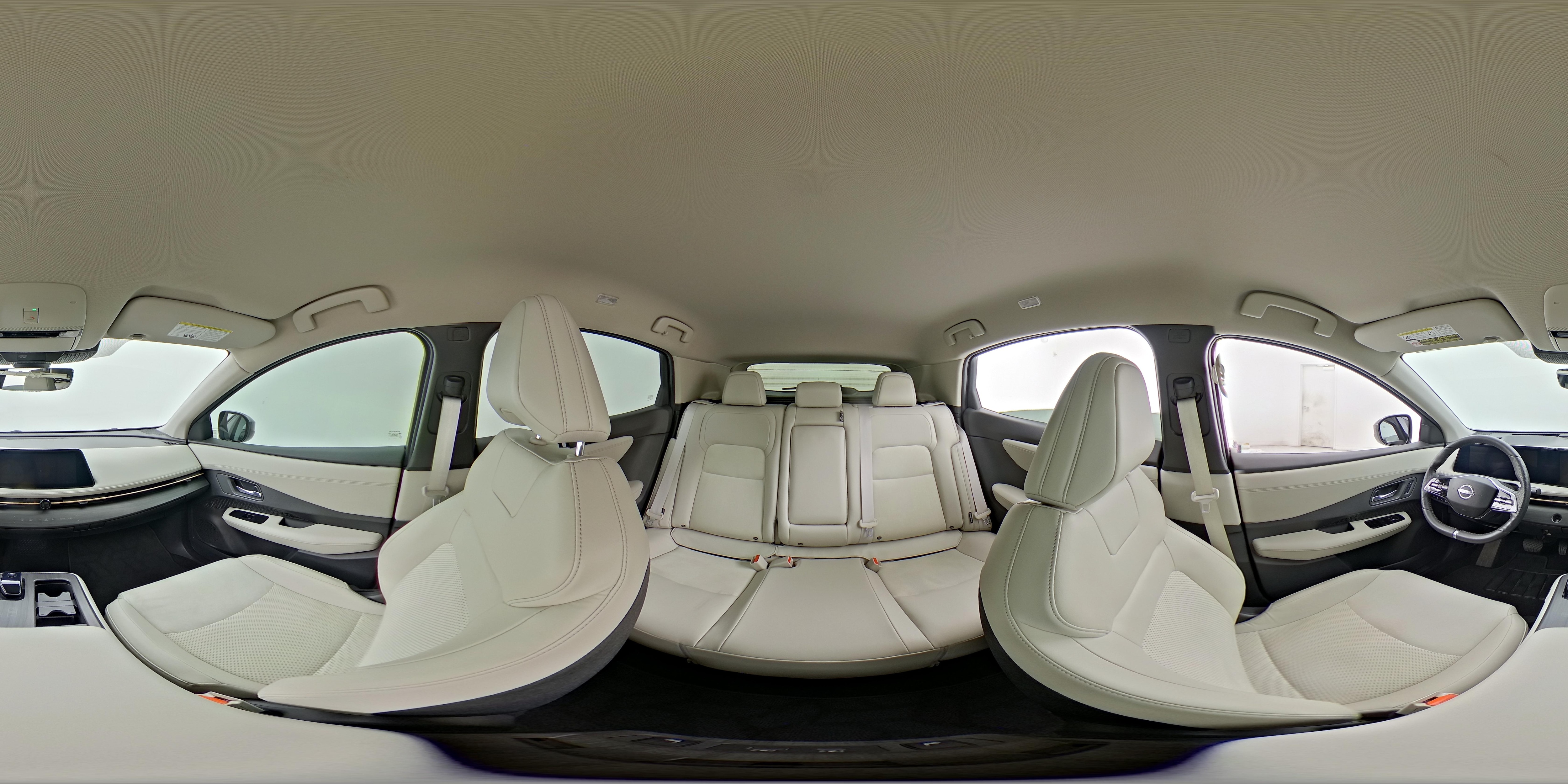 2024 Nissan ARIYA Engage+ - Photo 25