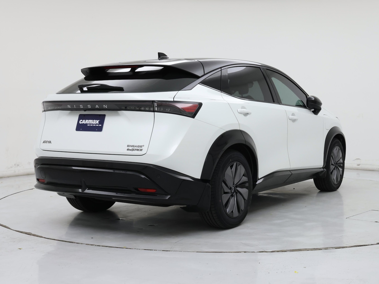 2024 Nissan ARIYA Engage+ - Photo 9