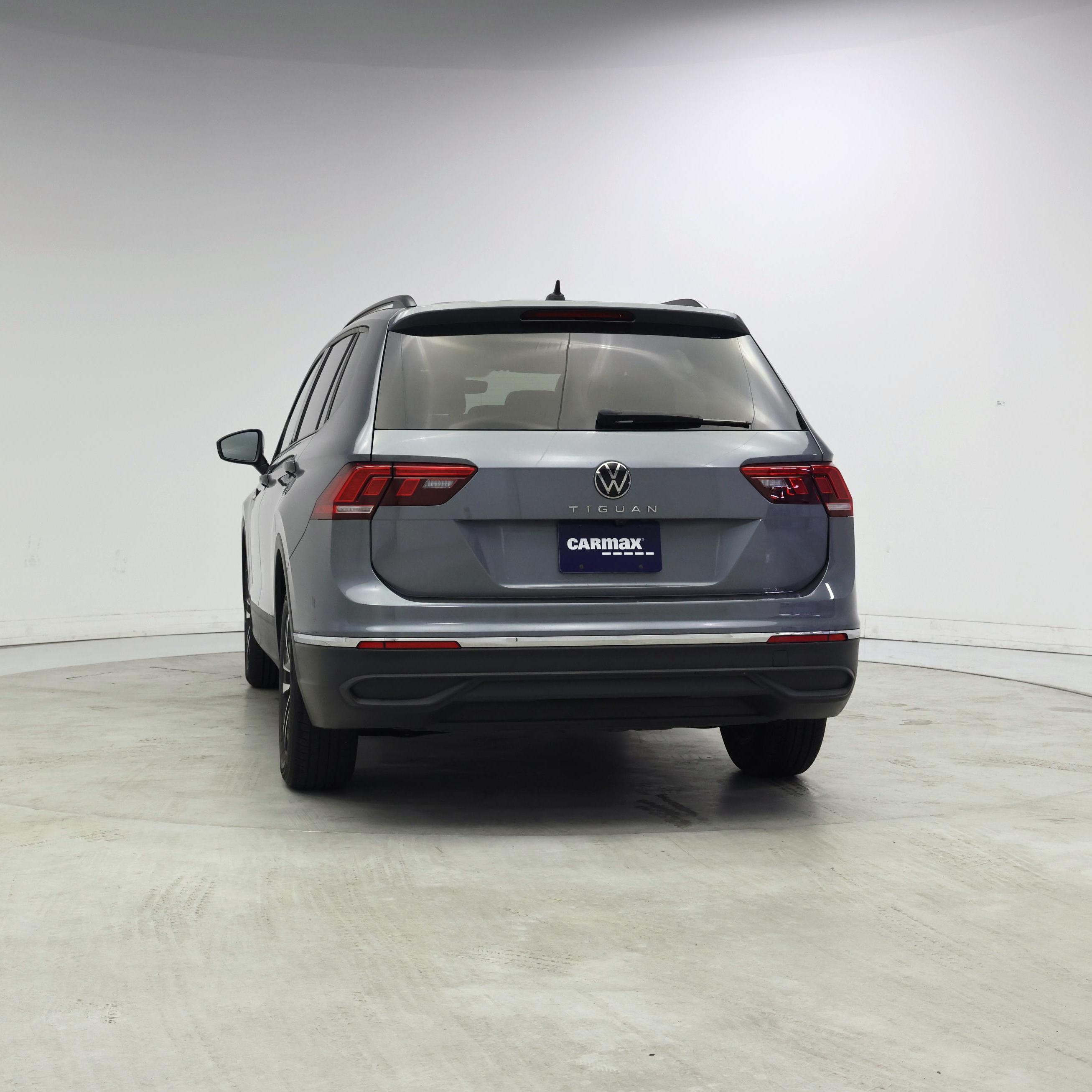 Thumbnail: 2023 Volkswagen Tiguan - 6