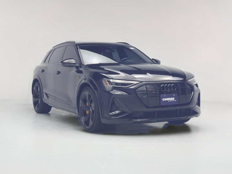 2023 Audi e-tron S Prestige -
                  Naperville, IL