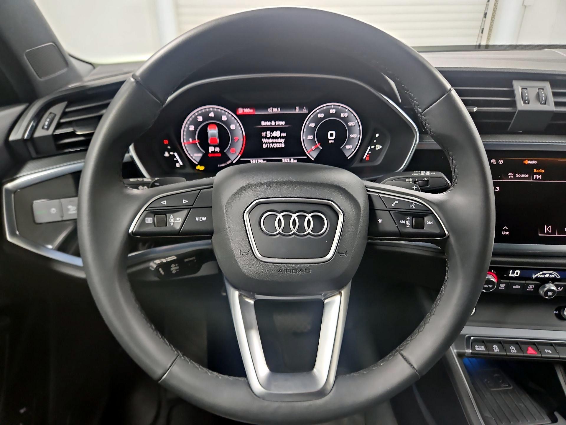 Thumbnail: 2024 Audi Q3 - 10