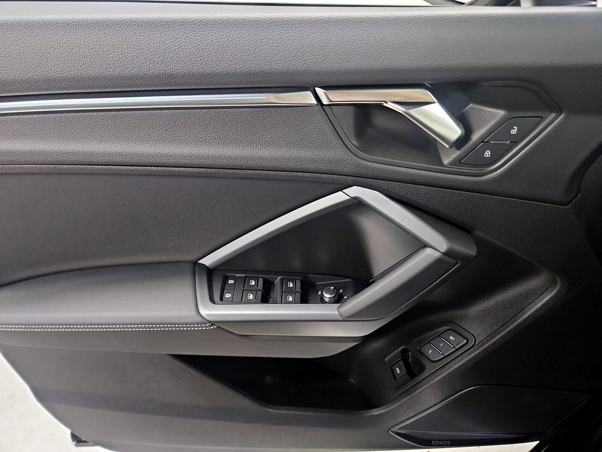 Thumbnail: 2024 Audi Q3 - 12