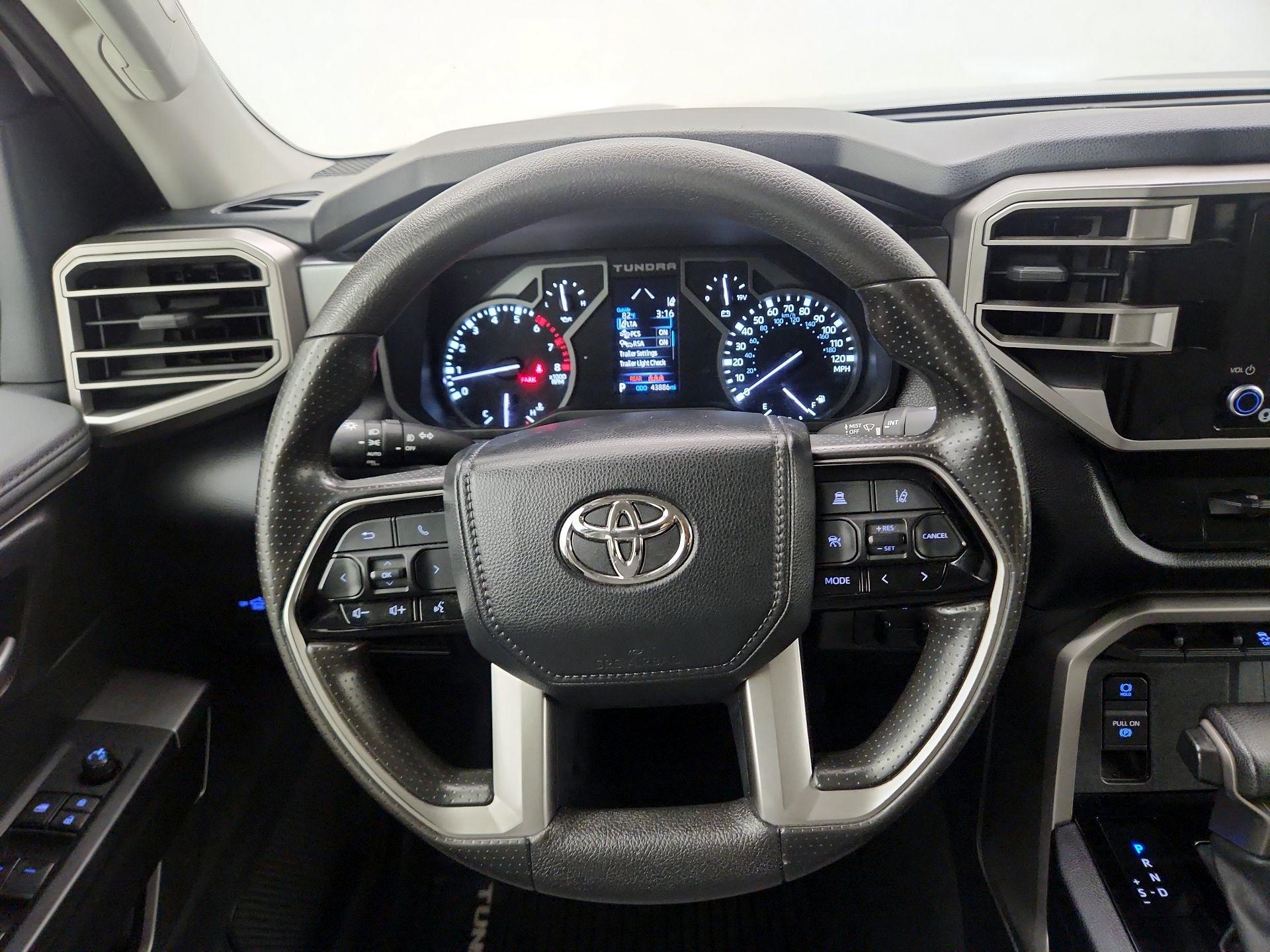 Thumbnail: 2023 Toyota Tundra - 10