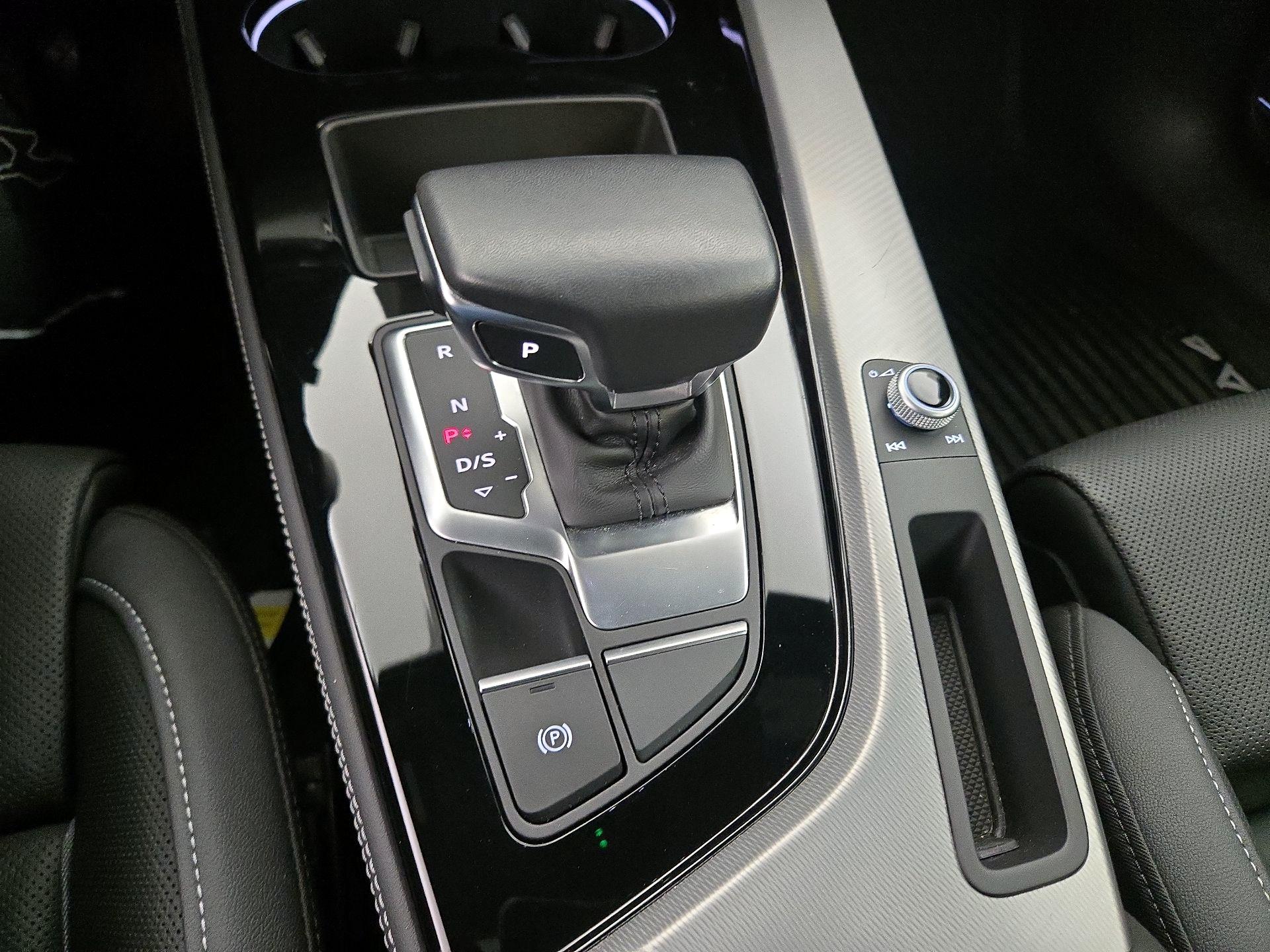 Thumbnail: 2024 Audi A4 - 17