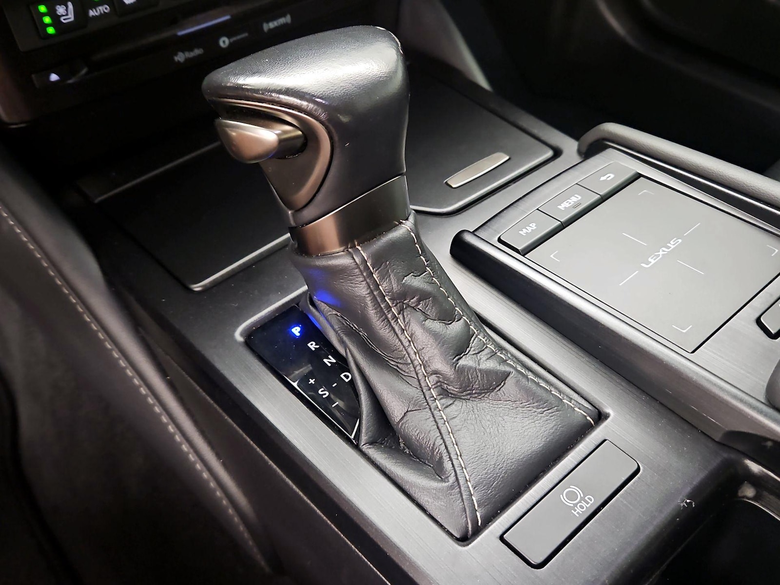 2020 Lexus ES 350 - Photo 19
