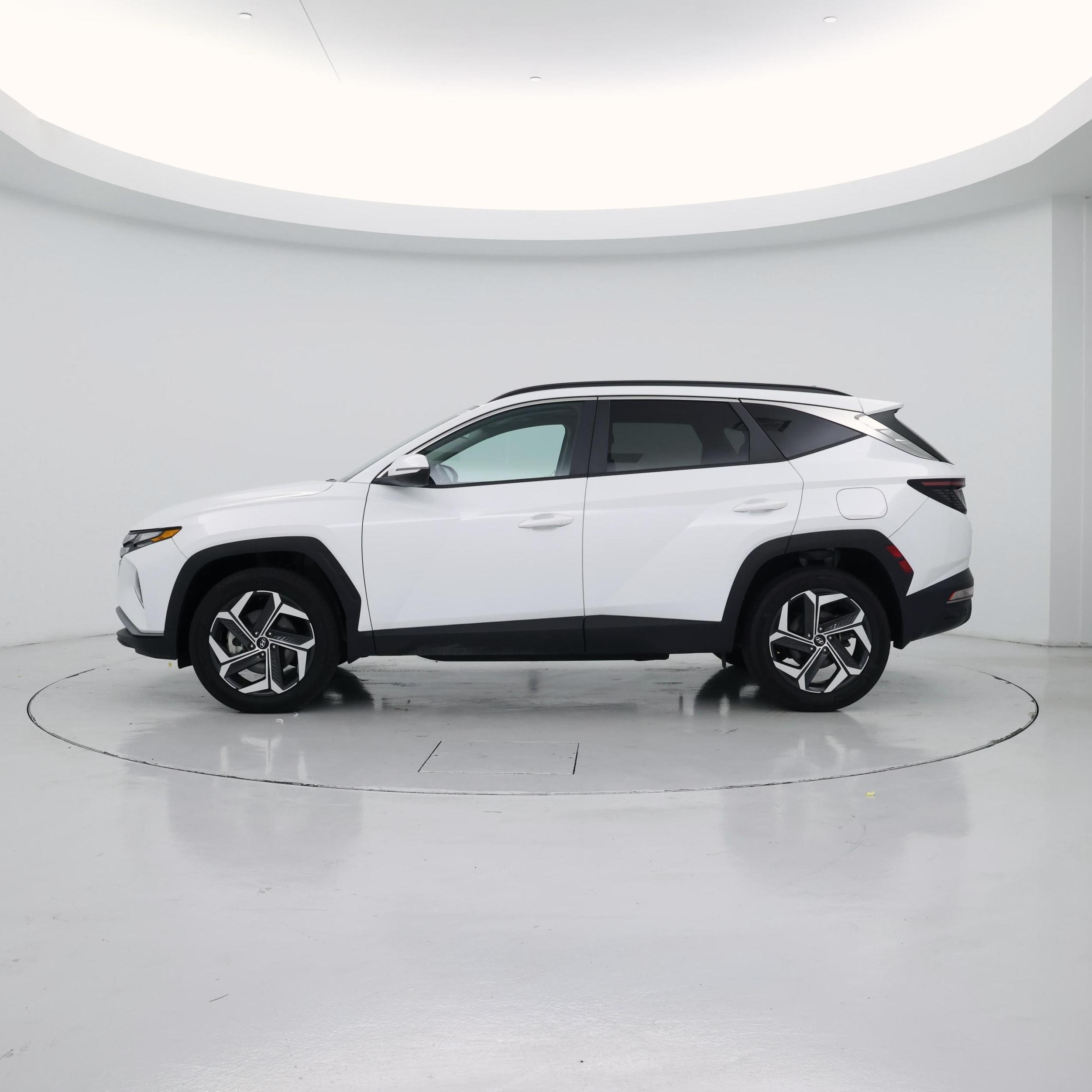 Thumbnail: 2022 Hyundai Tucson - 3