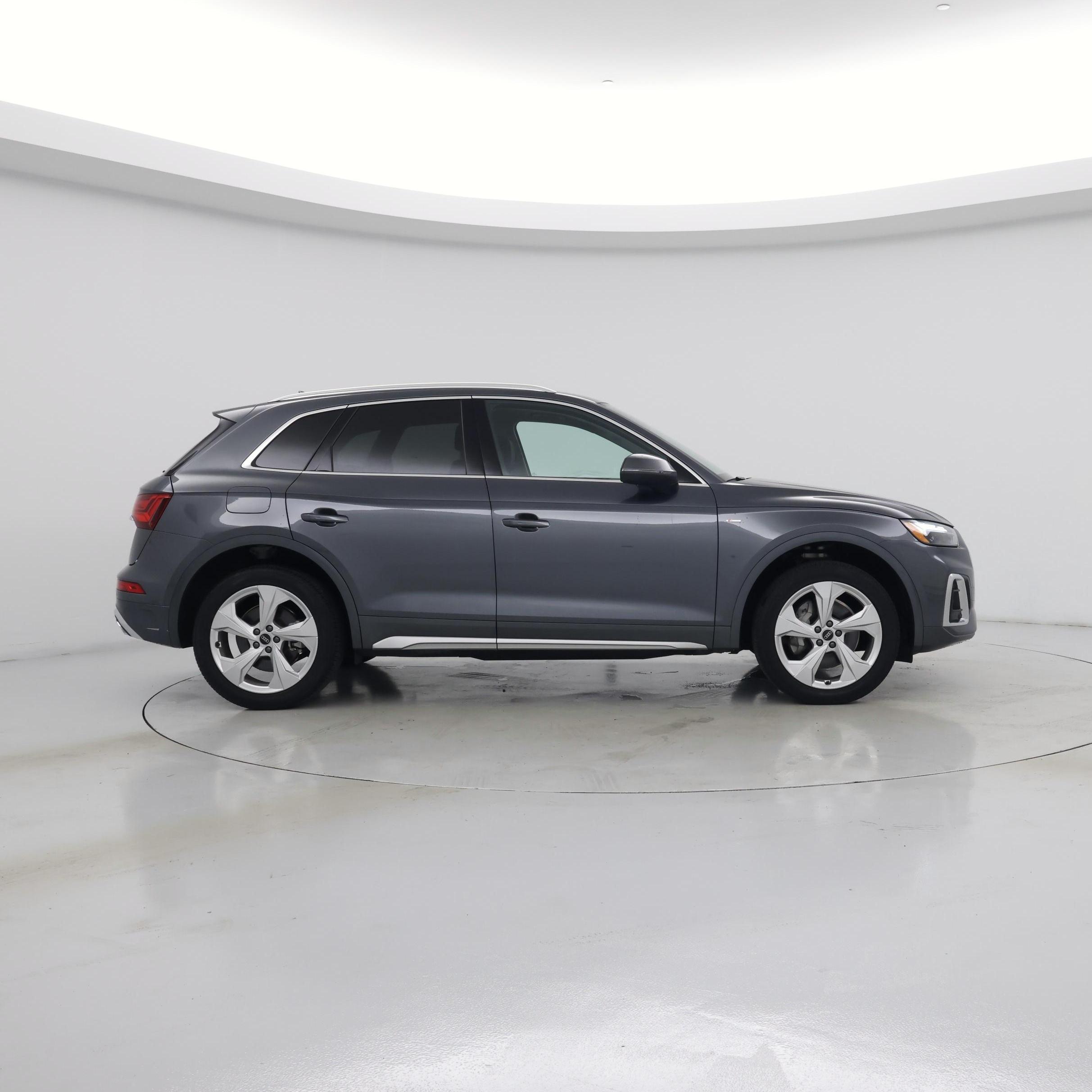 Thumbnail: 2024 Audi Q5 - 7