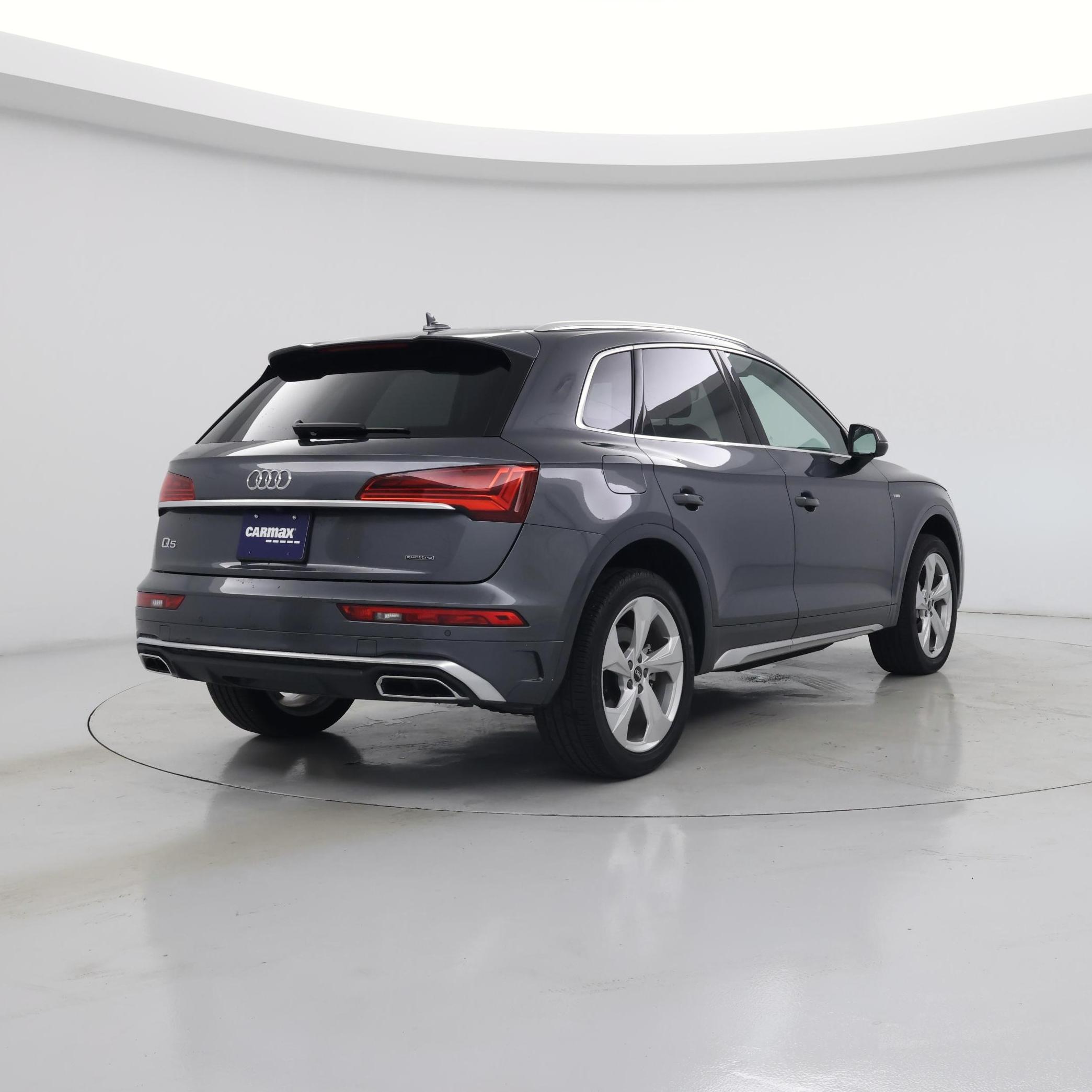 Thumbnail: 2024 Audi Q5 - 8