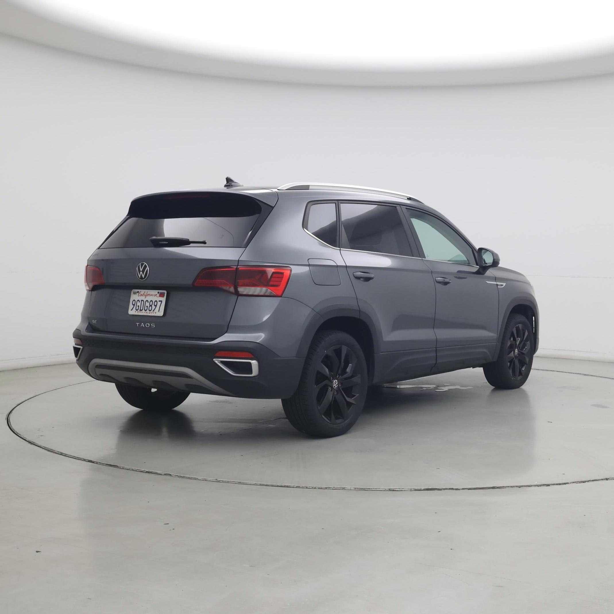Thumbnail: 2023 Volkswagen Taos - 8