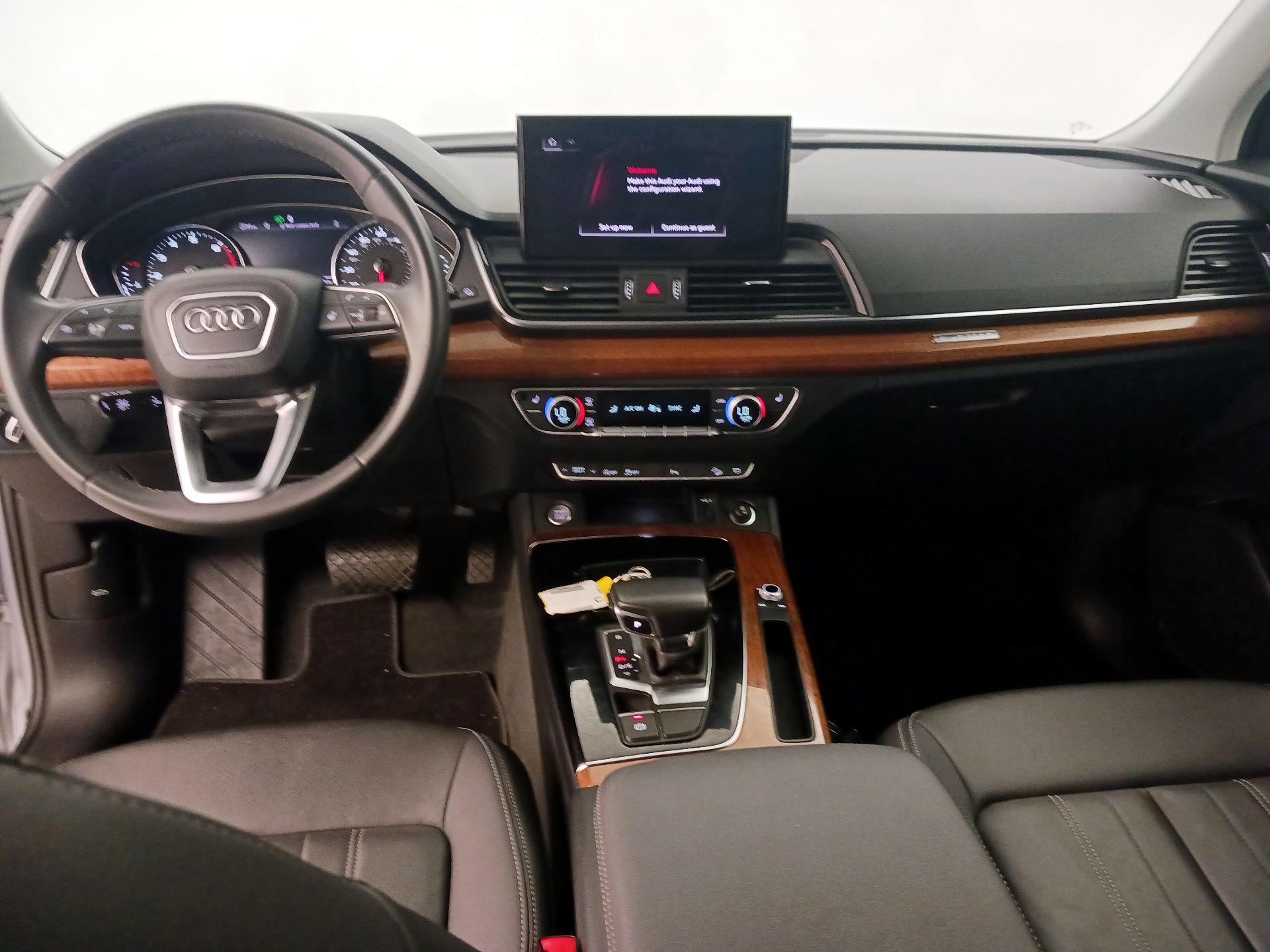Thumbnail: 2023 Audi Q5 - 9