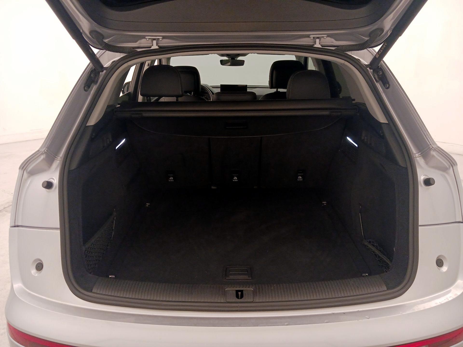 Thumbnail: 2023 Audi Q5 - 20